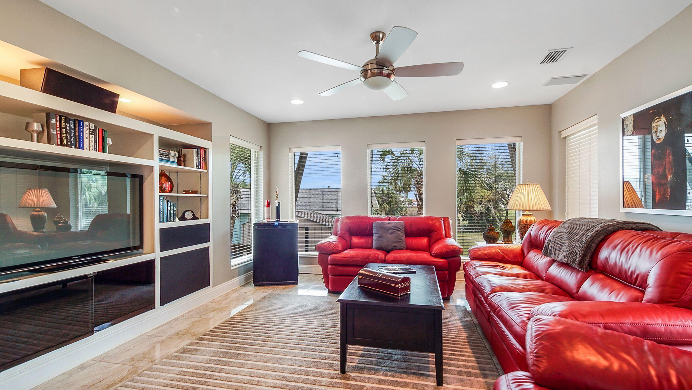 LAGUNA BEACH AMENDED - Residential