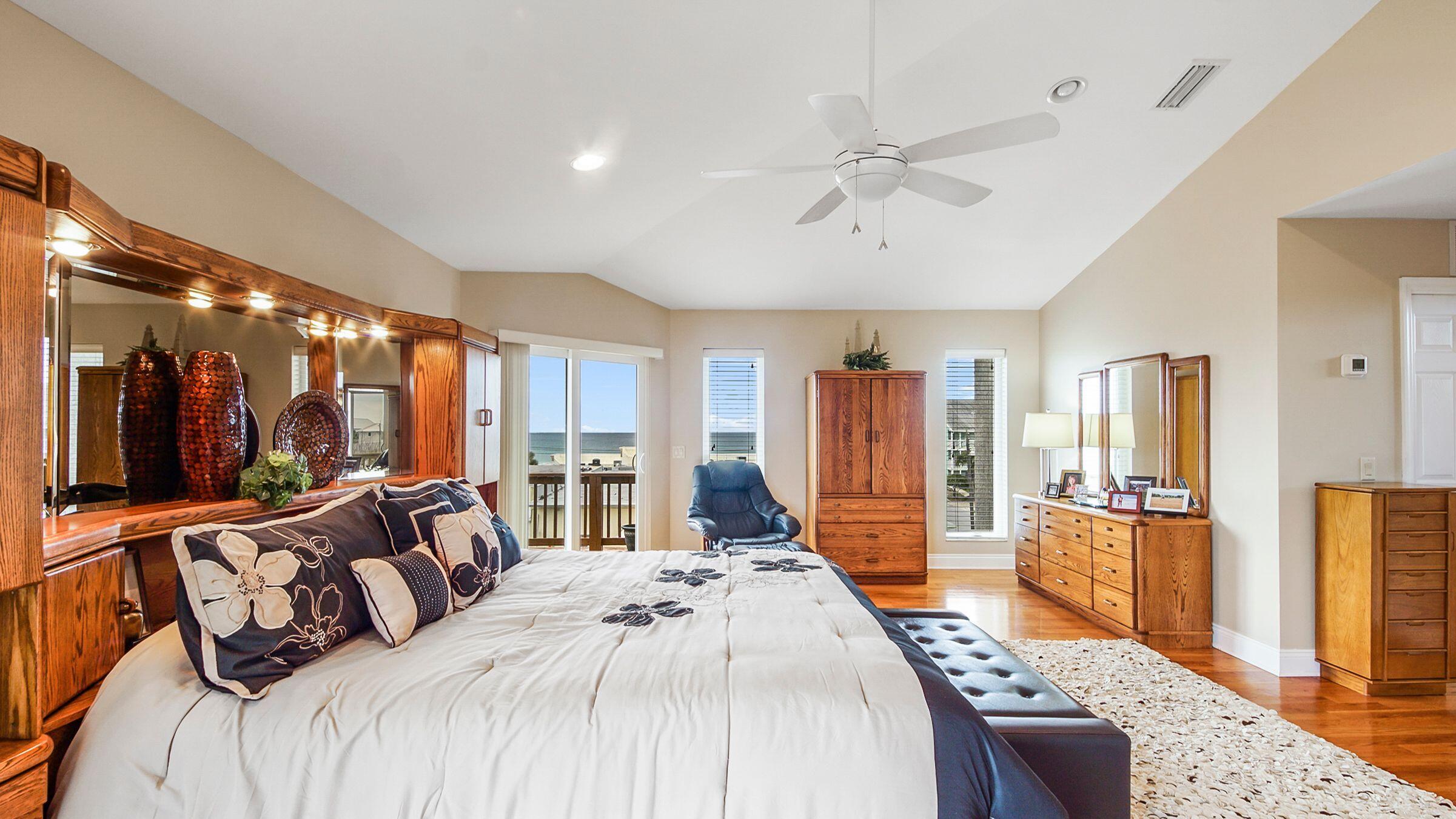 LAGUNA BEACH AMENDED - Residential