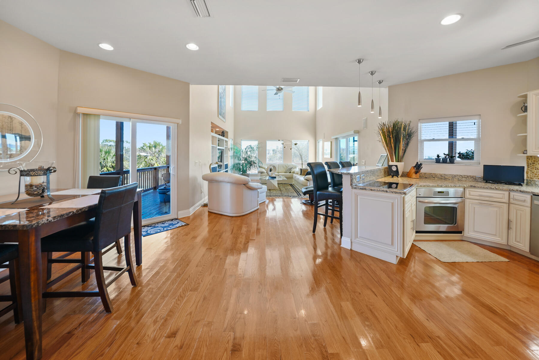 LAGUNA BEACH AMENDED - Residential