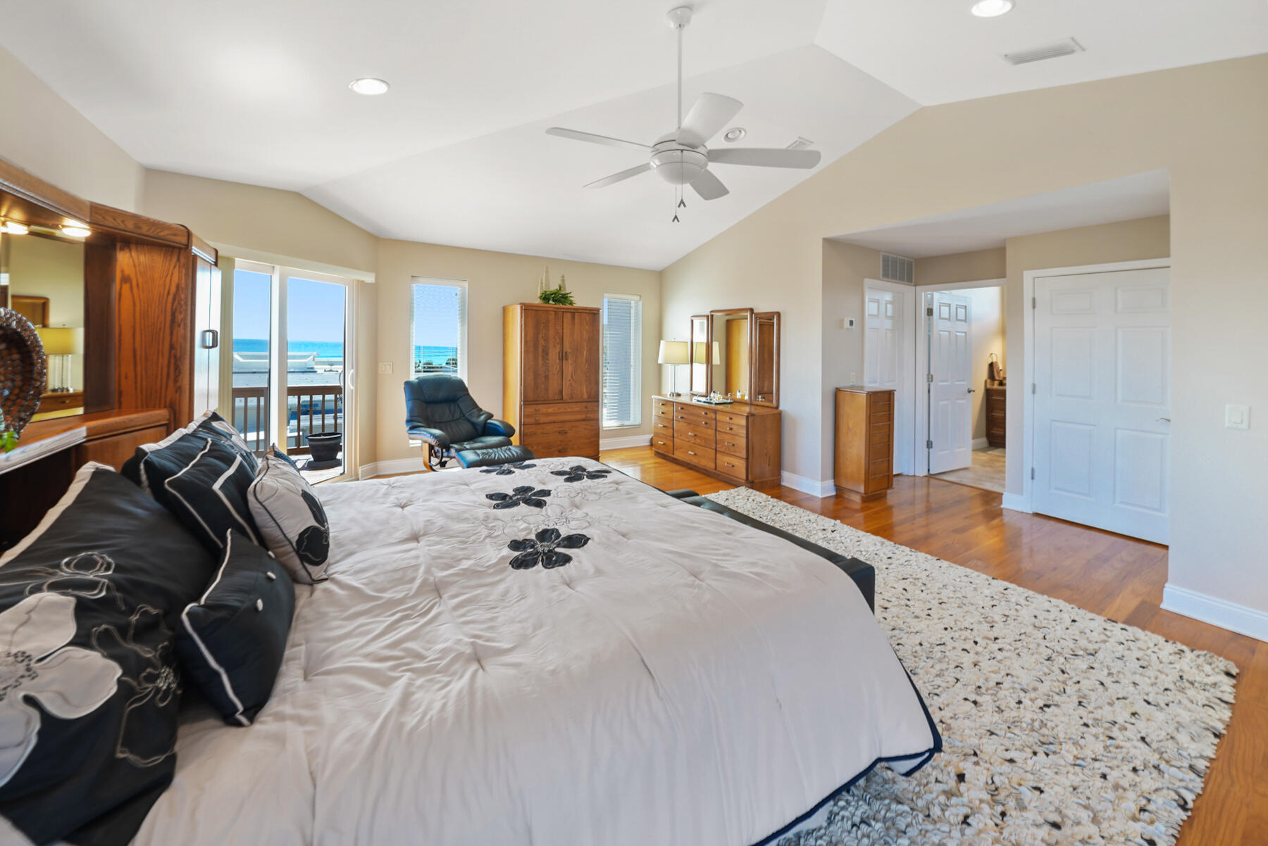 LAGUNA BEACH AMENDED - Residential