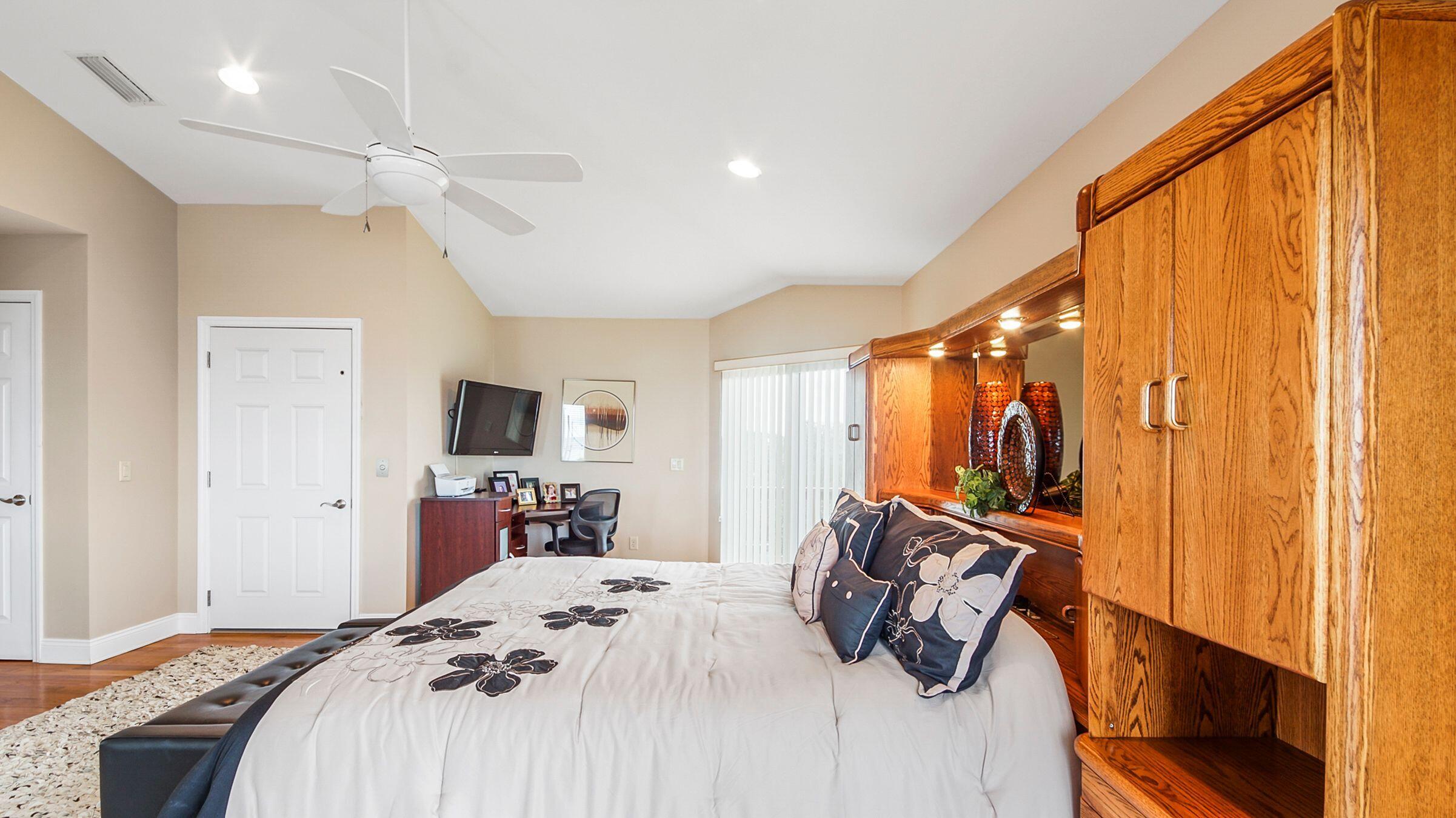 LAGUNA BEACH AMENDED - Residential