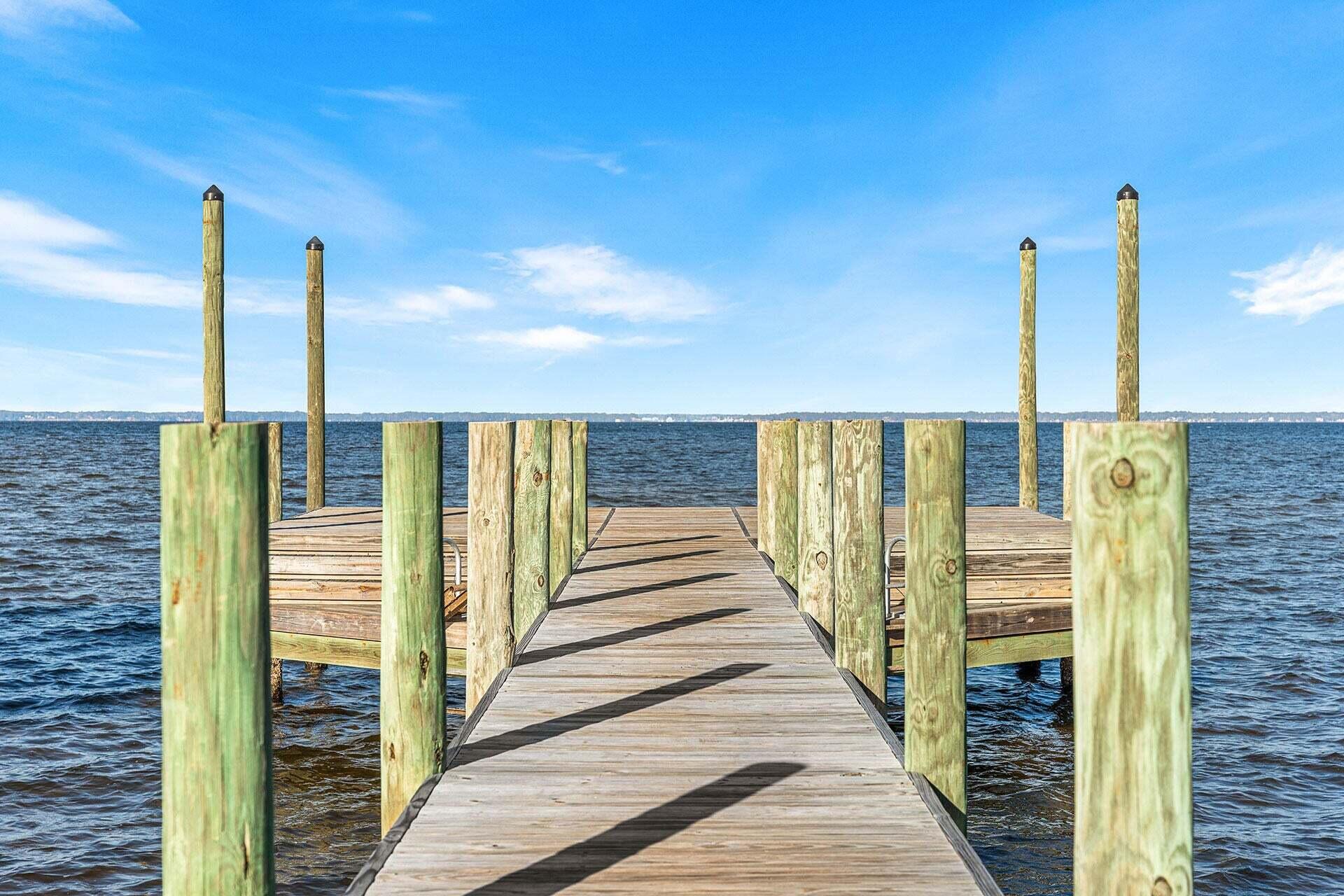 SECLUSION BAY - Residential