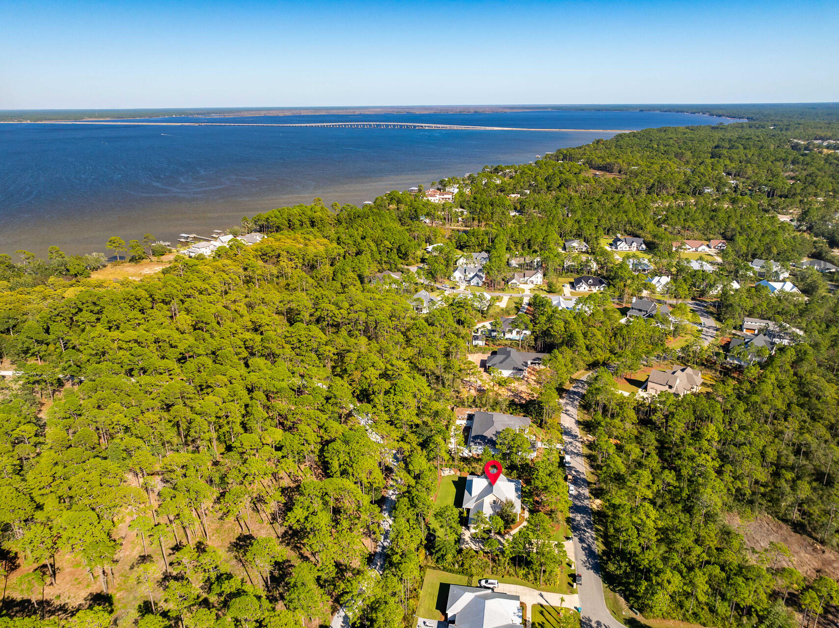 SECLUSION BAY - Residential