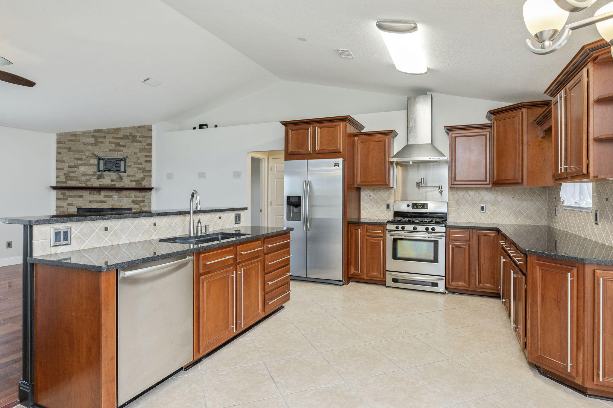 ANTIOCH ESTATES S/D - Residential