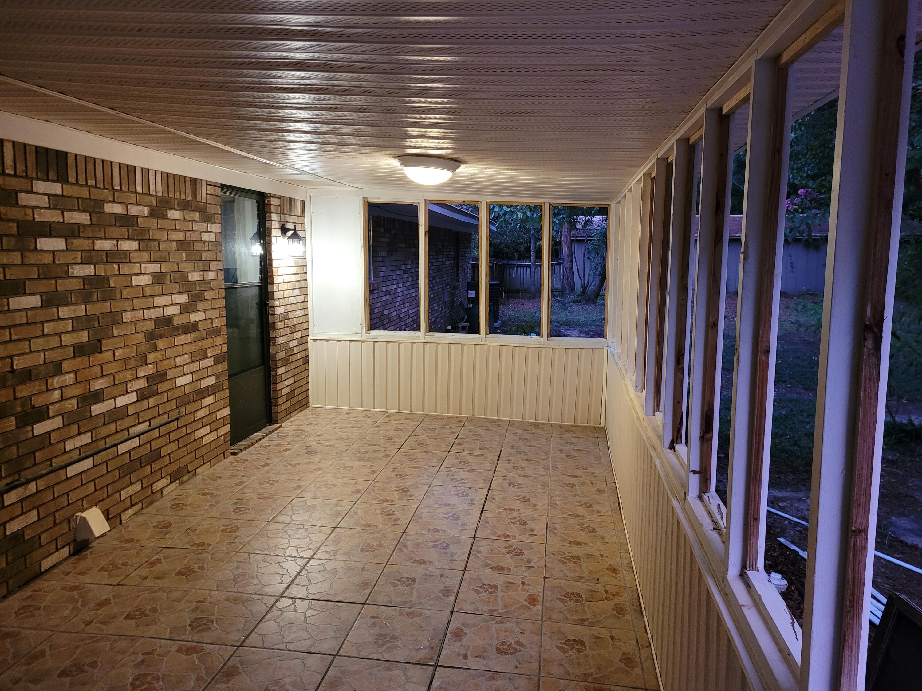 NO RECORDED PROJECT - Residential Lease