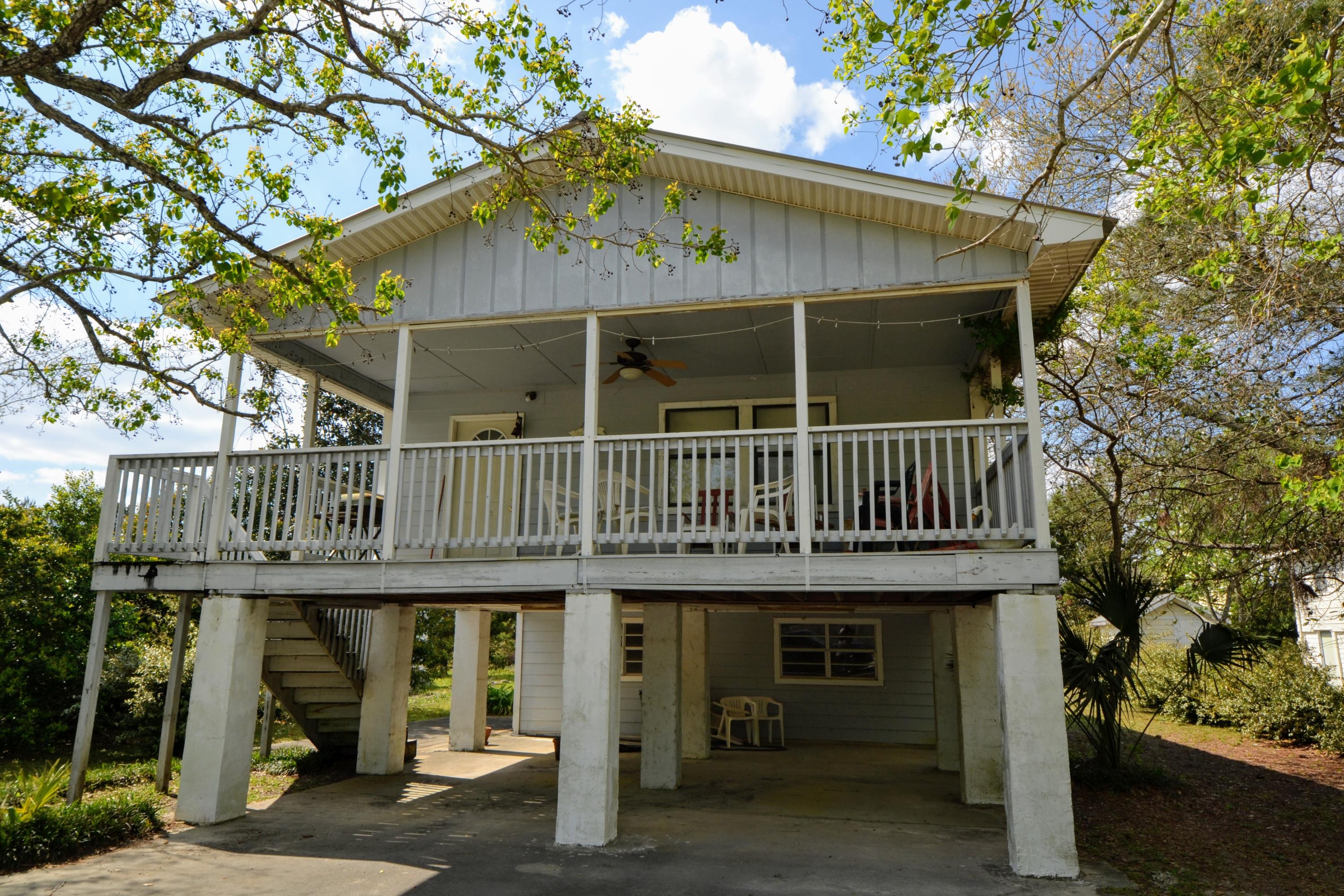 NO RECORDED SUBDIVISION - Residential