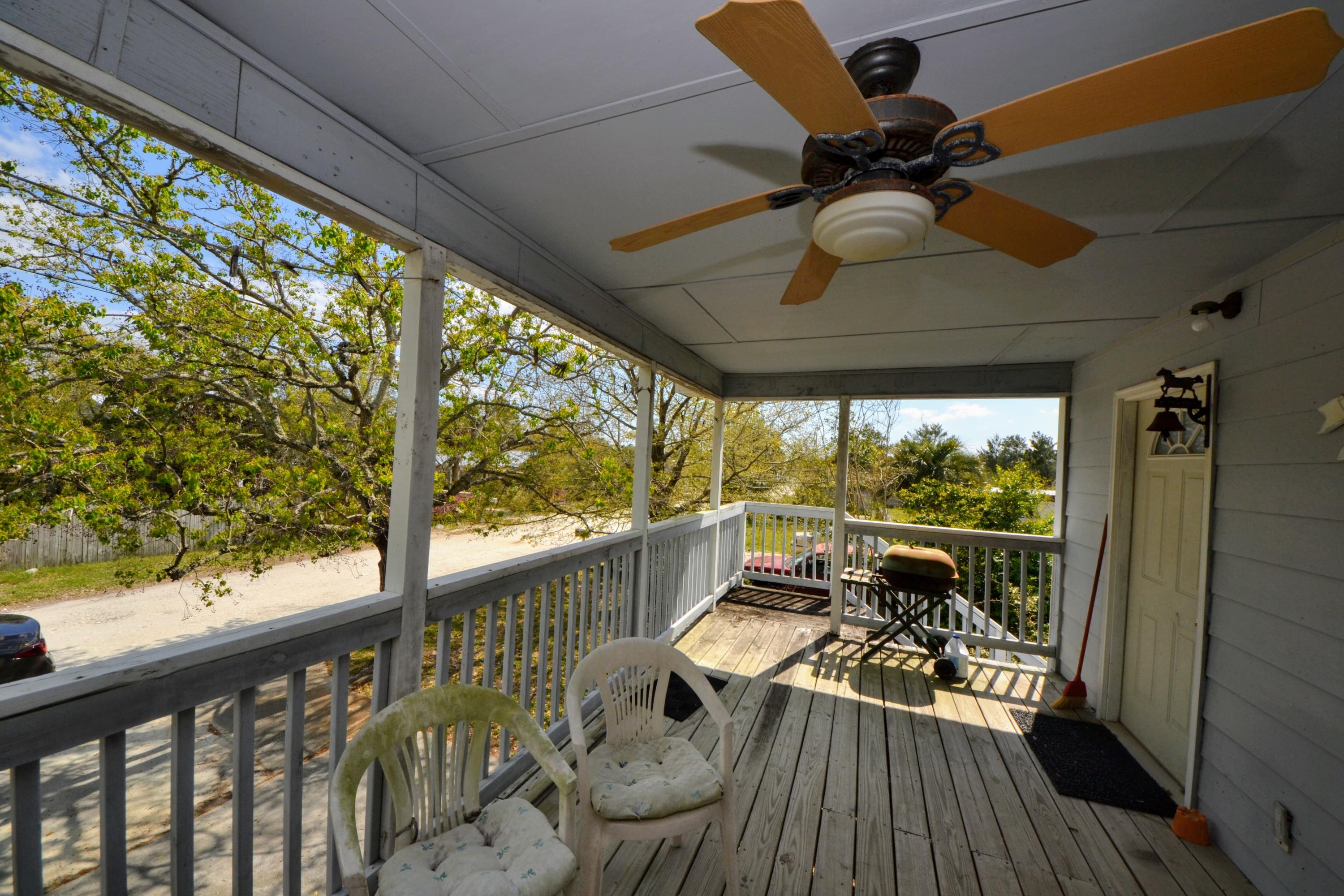 NO RECORDED SUBDIVISION - Residential