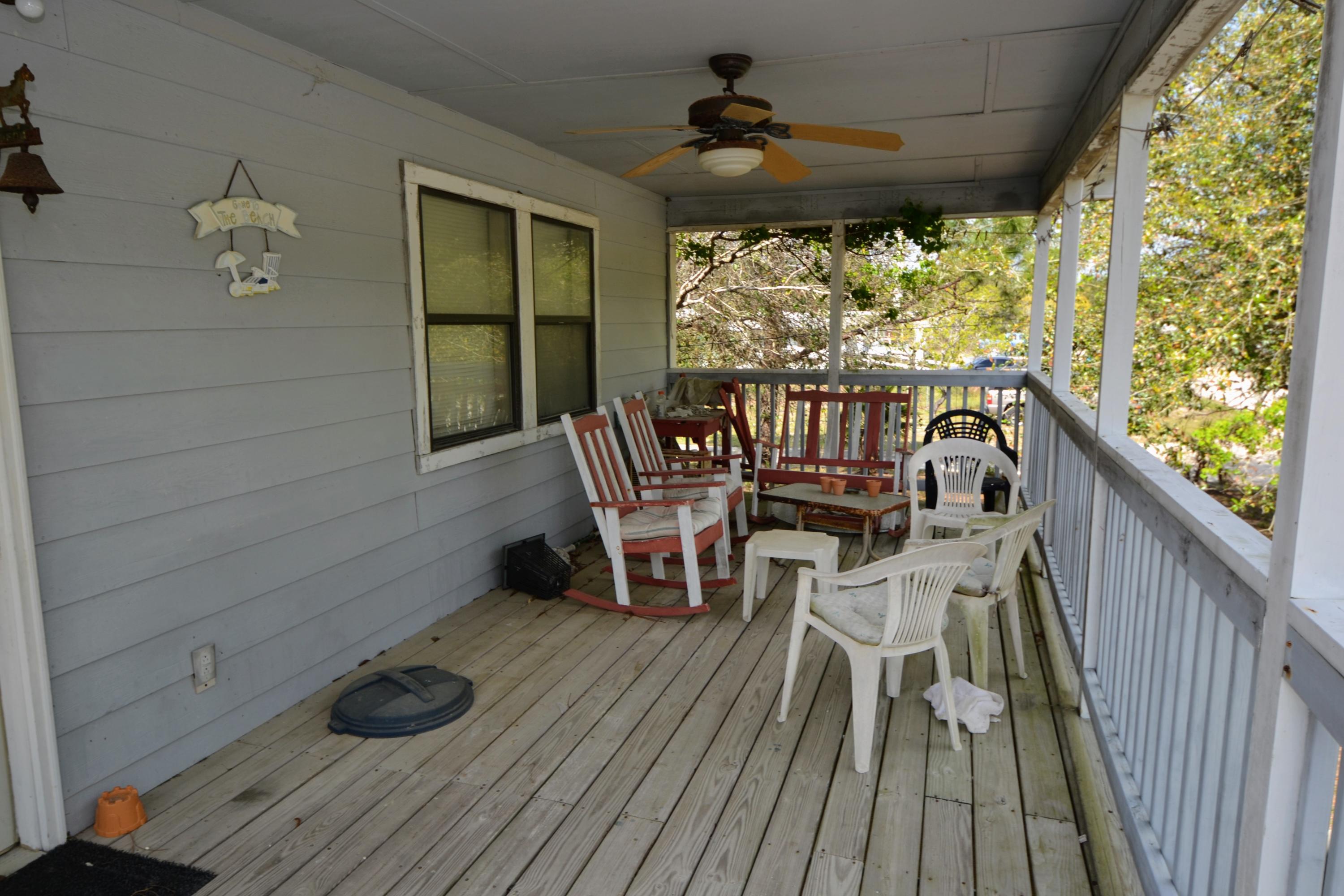 NO RECORDED SUBDIVISION - Residential