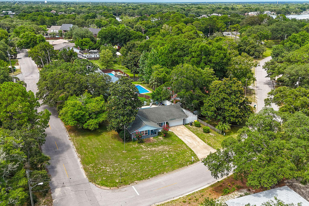 BAYOU WOODS - Residential