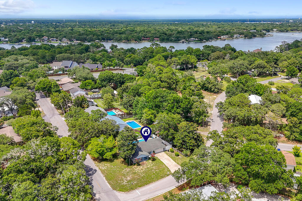 BAYOU WOODS - Residential