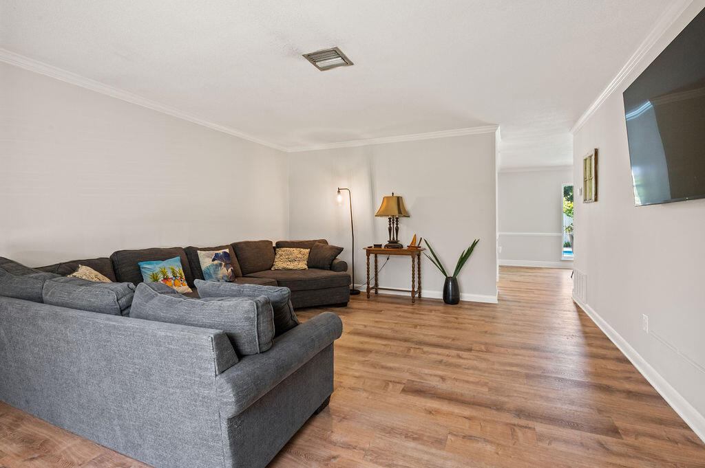 BAYOU WOODS - Residential