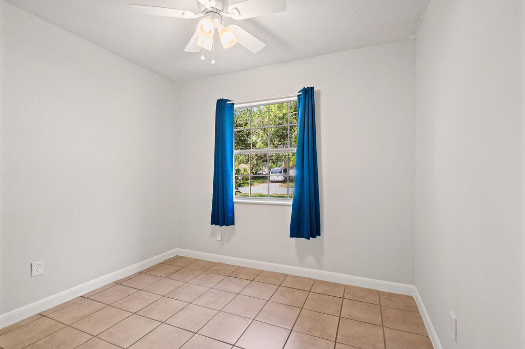 BAYOU WOODS - Residential