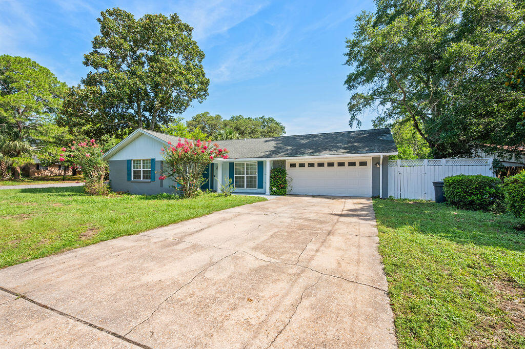 BAYOU WOODS - Residential
