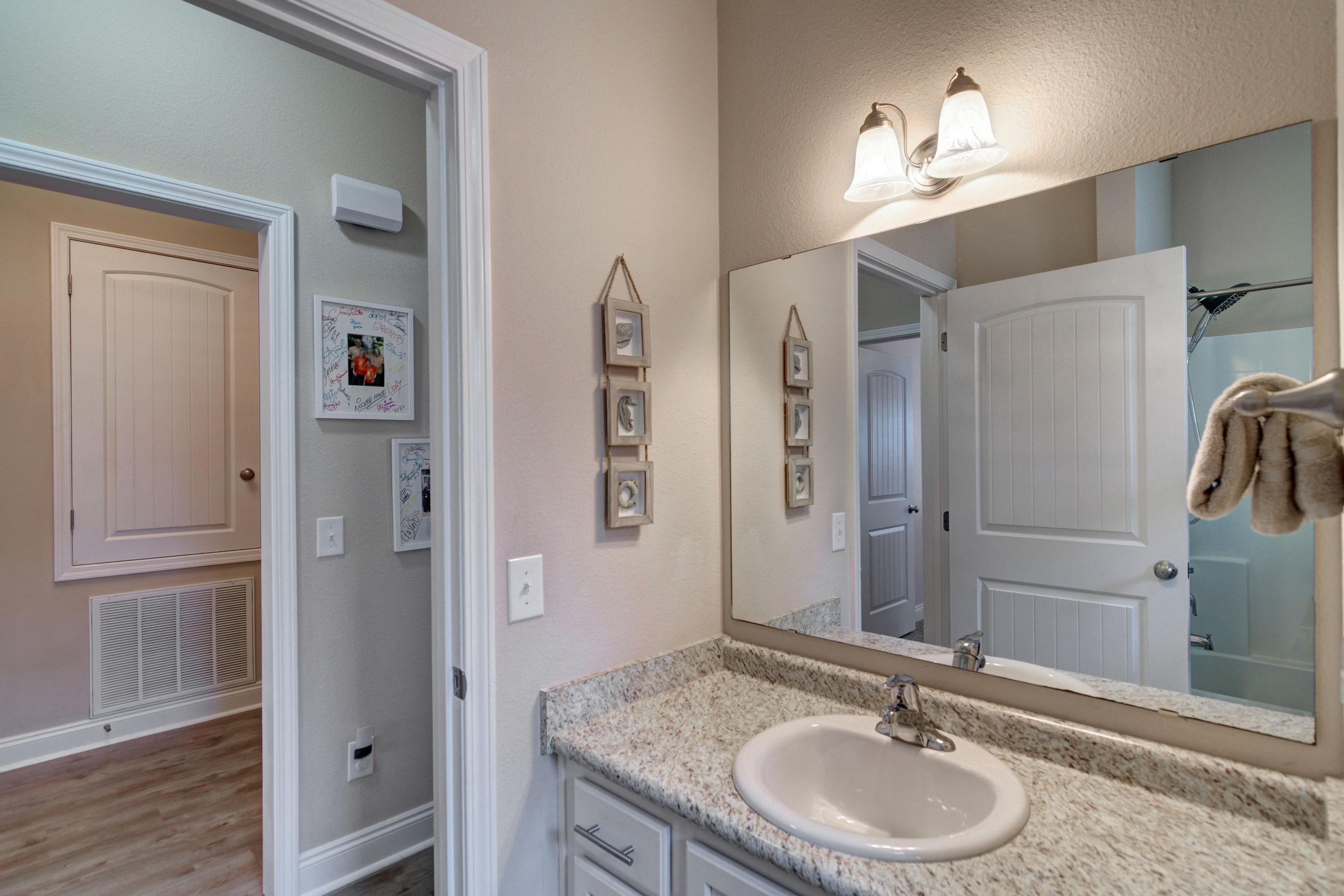 RIVERVIEW ESTATES - Residential