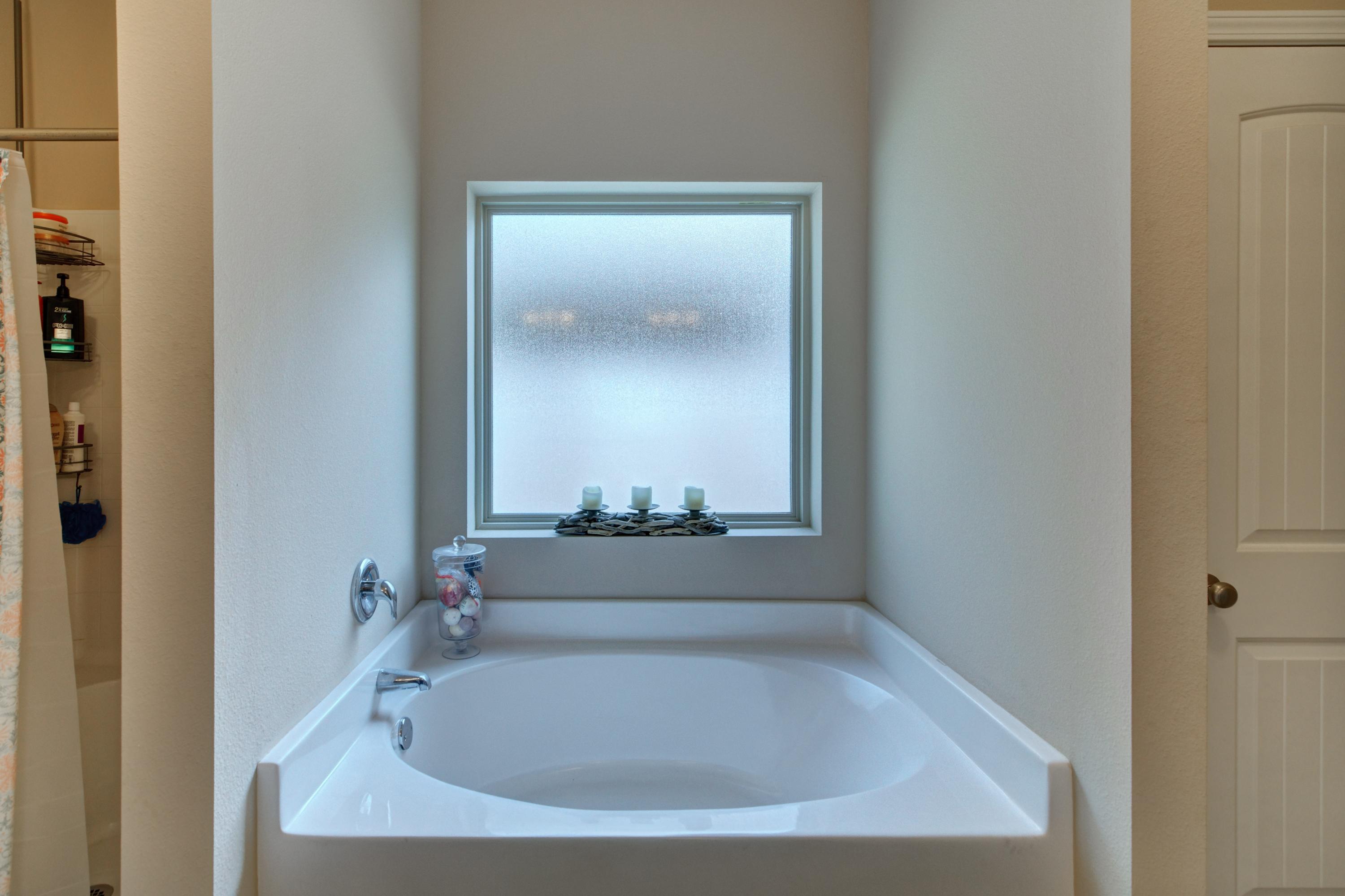 RIVERVIEW ESTATES - Residential