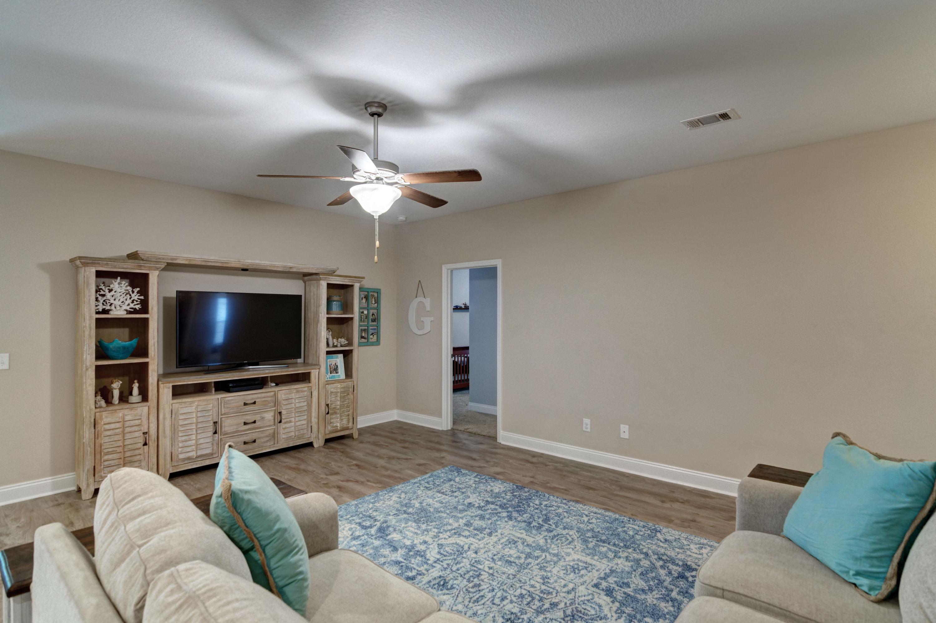 RIVERVIEW ESTATES - Residential