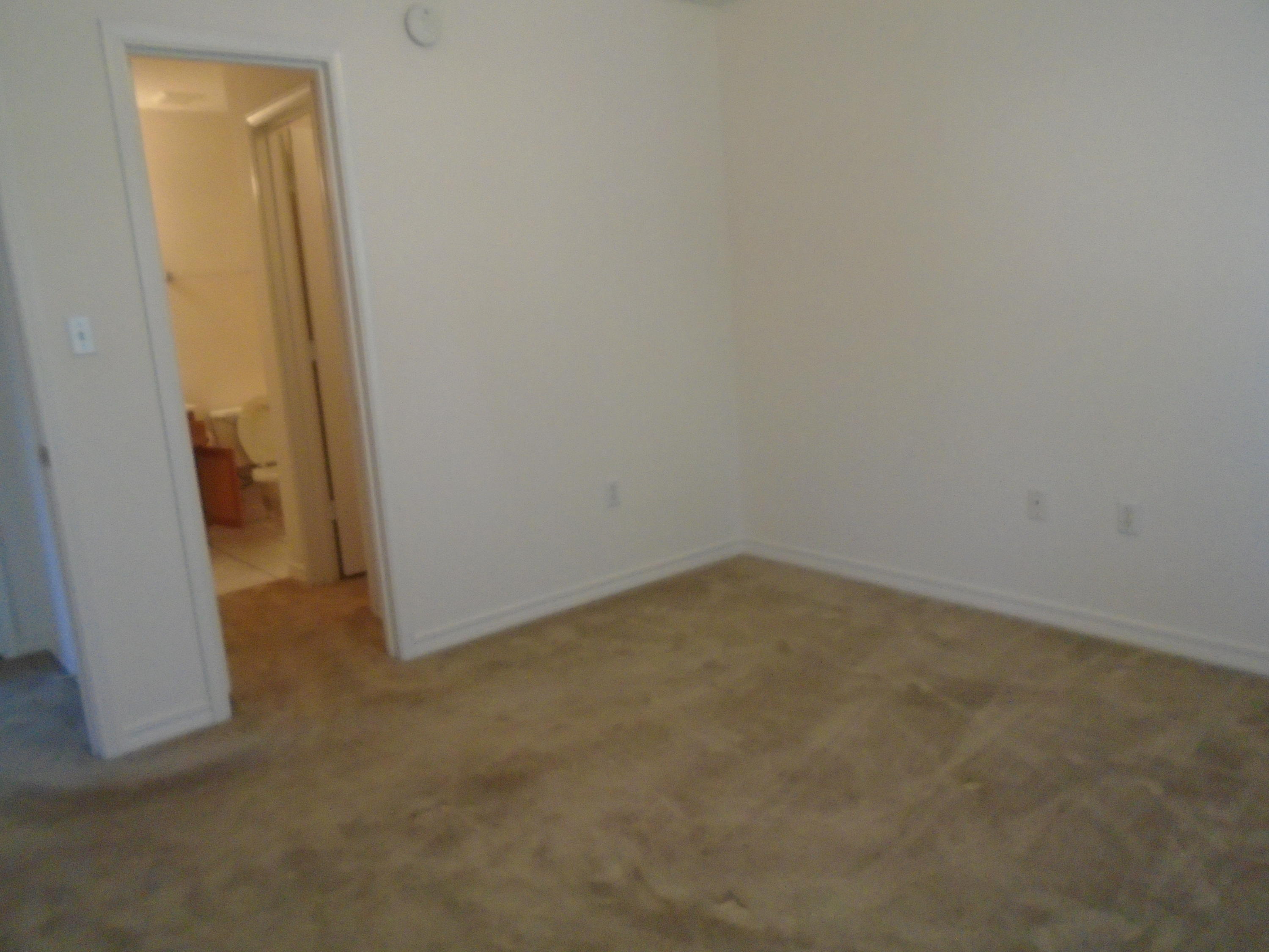 CREEKSIDE - Residential Lease