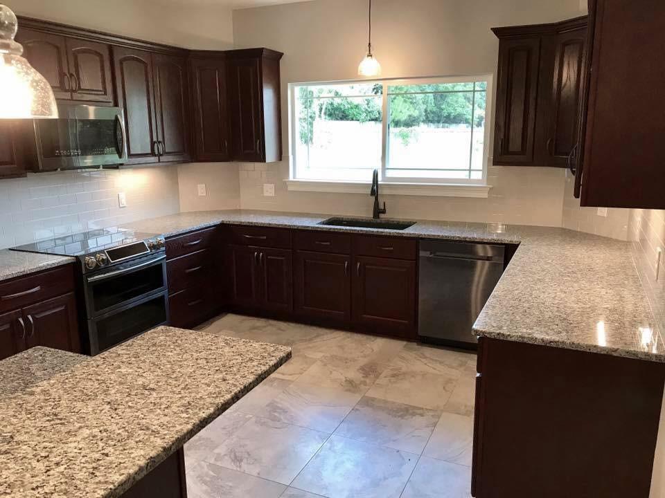 LOST CREEK - Residential