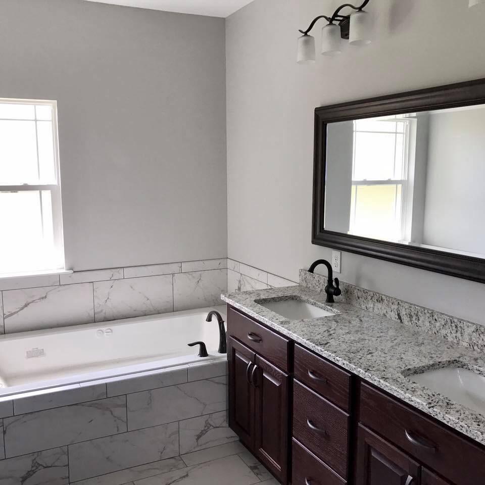 LOST CREEK - Residential