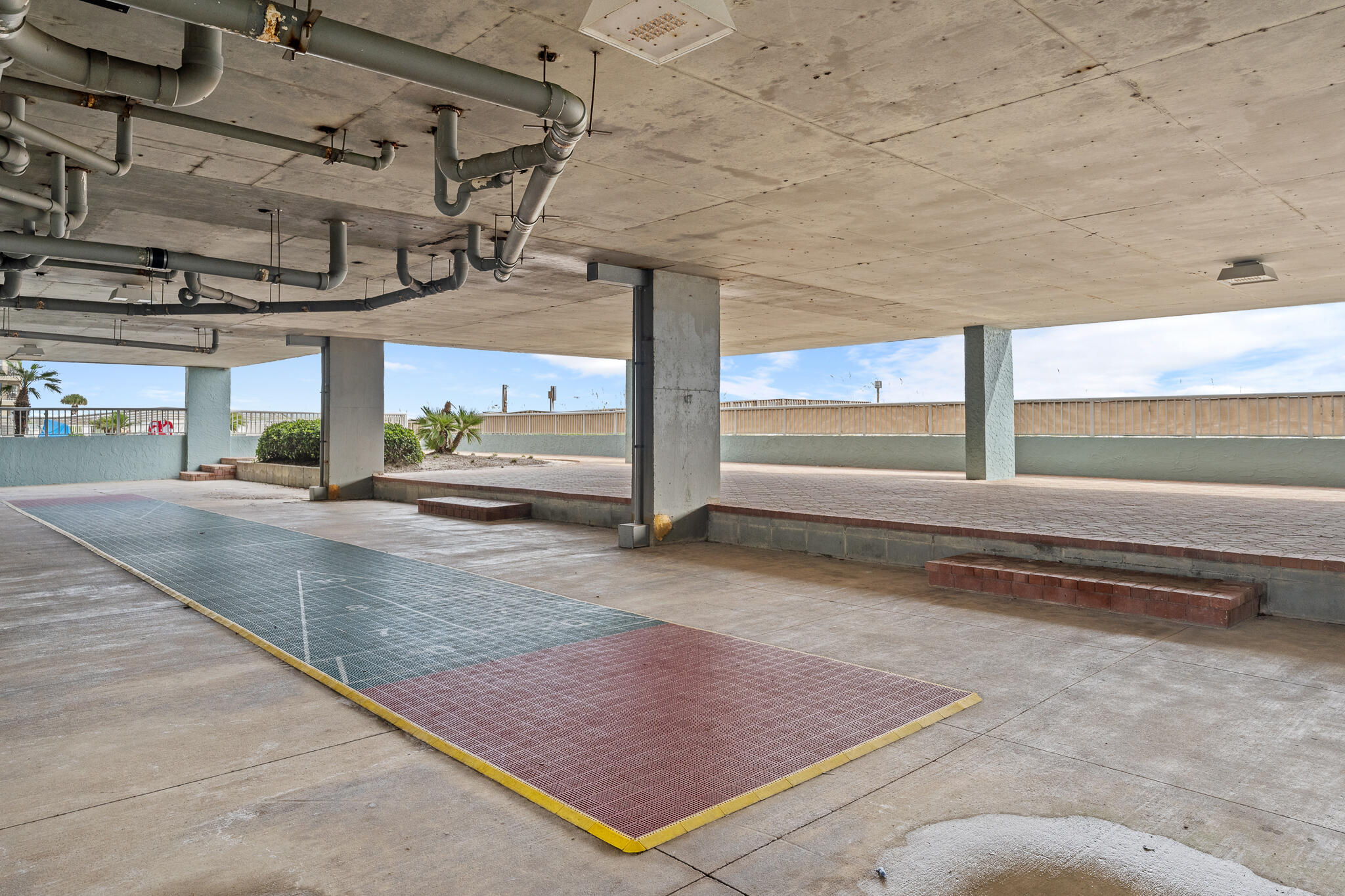 ISLANDER BEACH RESORT CONDO - Residential