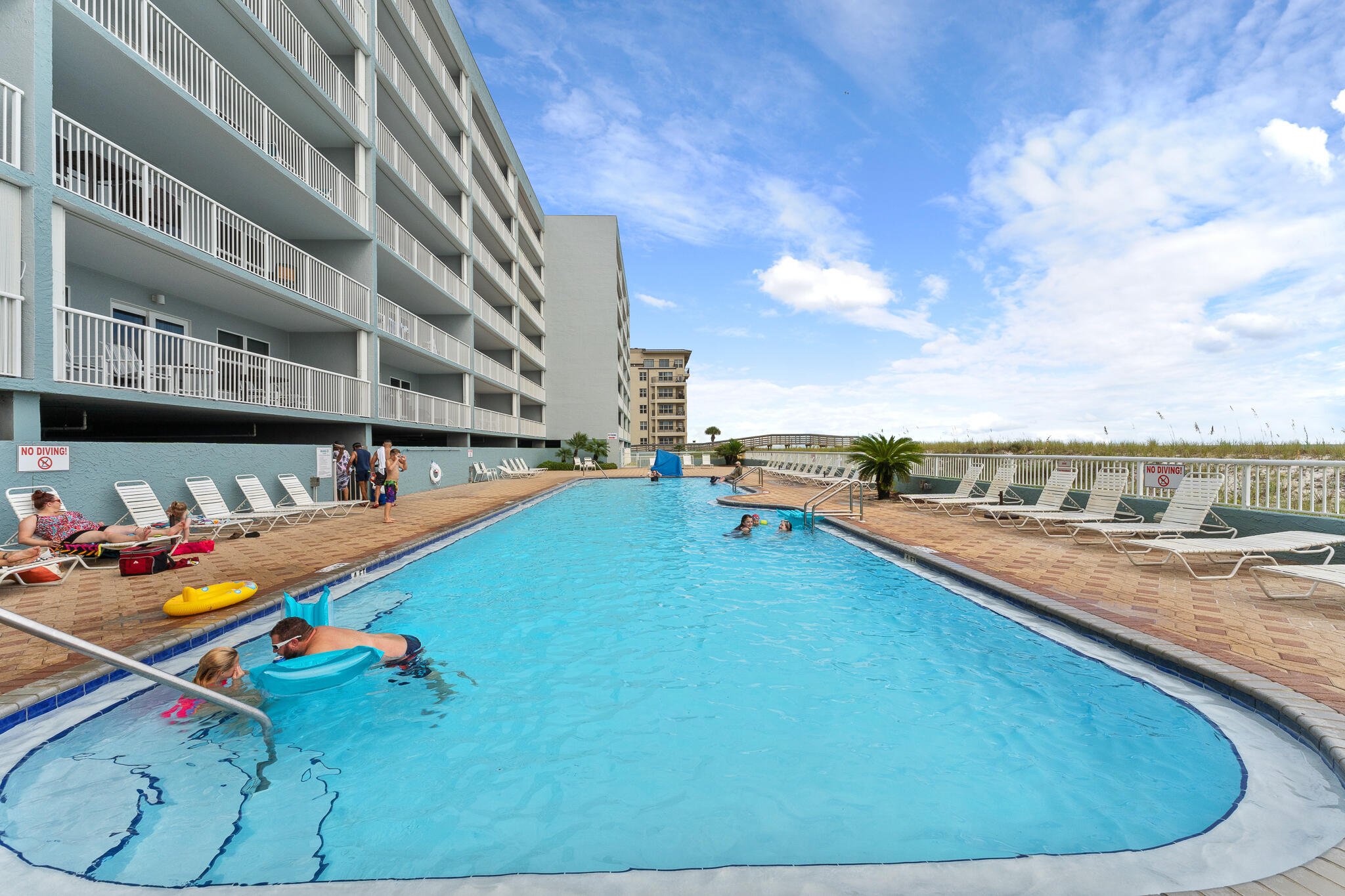 ISLANDER BEACH RESORT CONDO - Residential