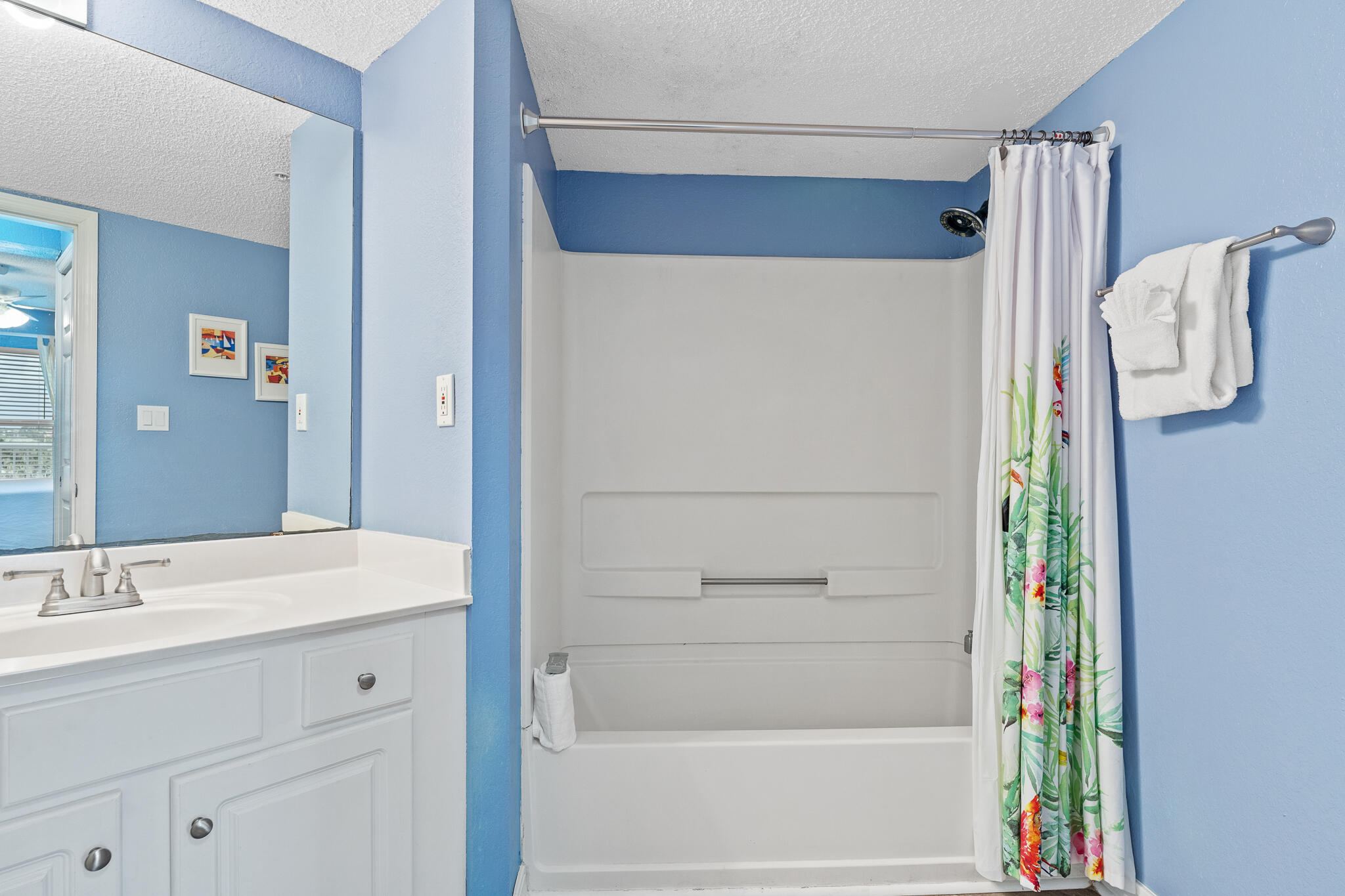 ISLANDER BEACH RESORT CONDO - Residential