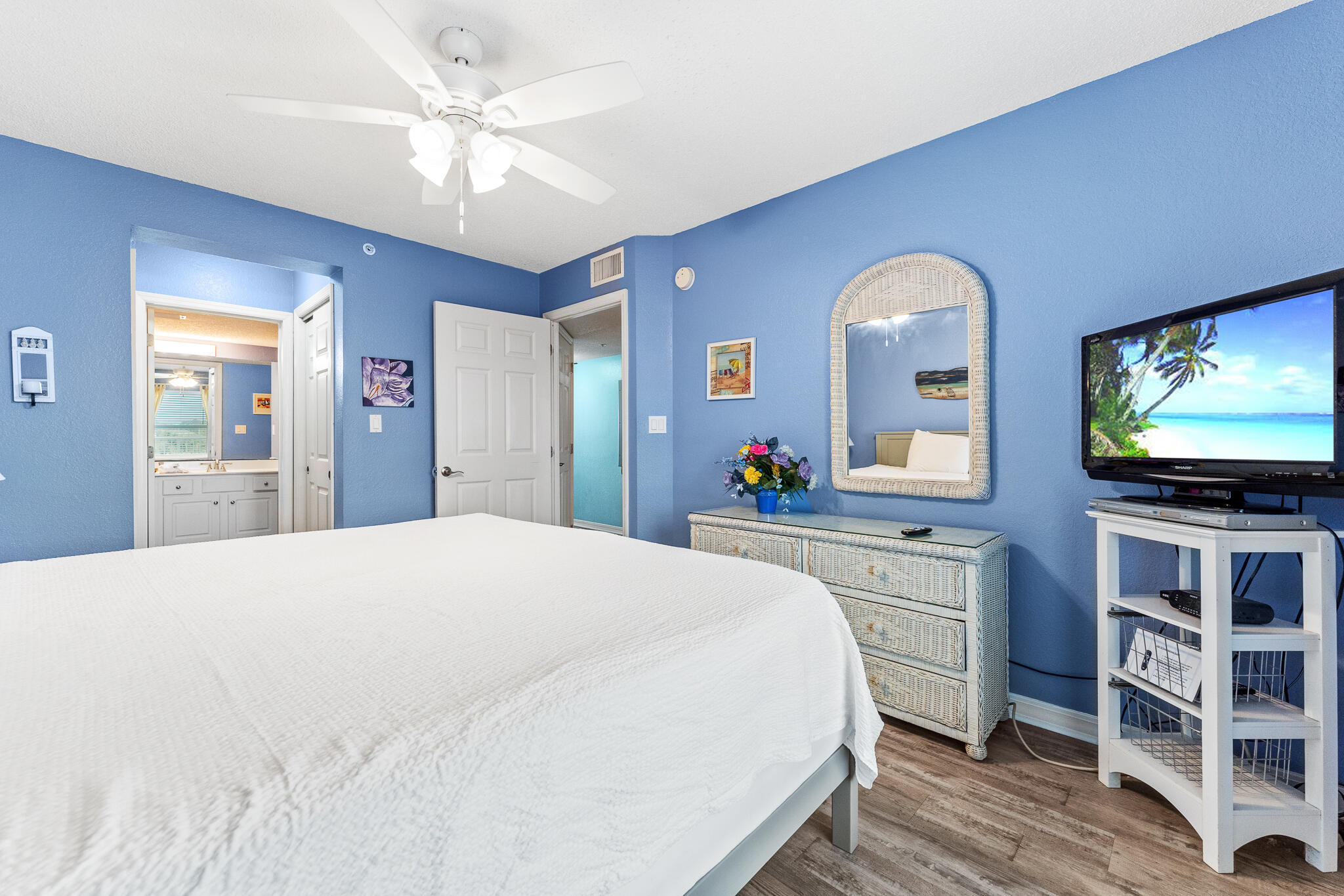 ISLANDER BEACH RESORT CONDO - Residential