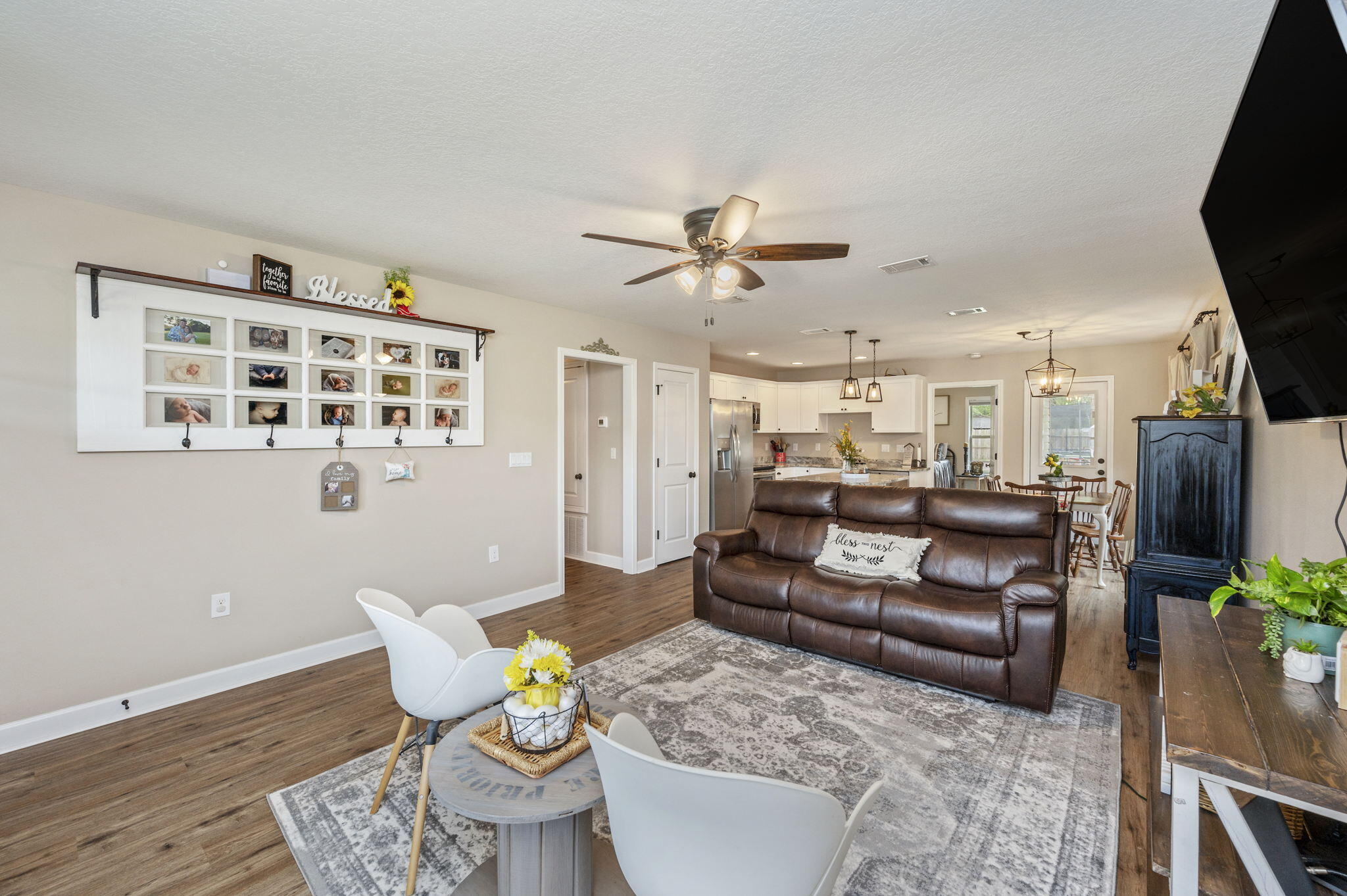 GARDEN CITY - Residential