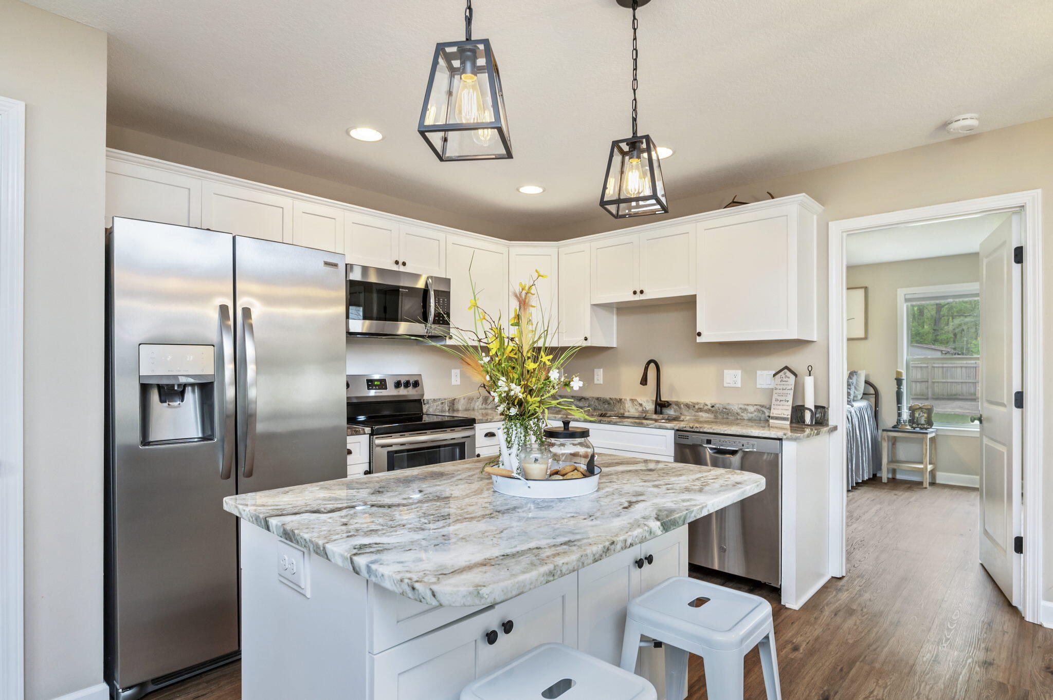 GARDEN CITY - Residential