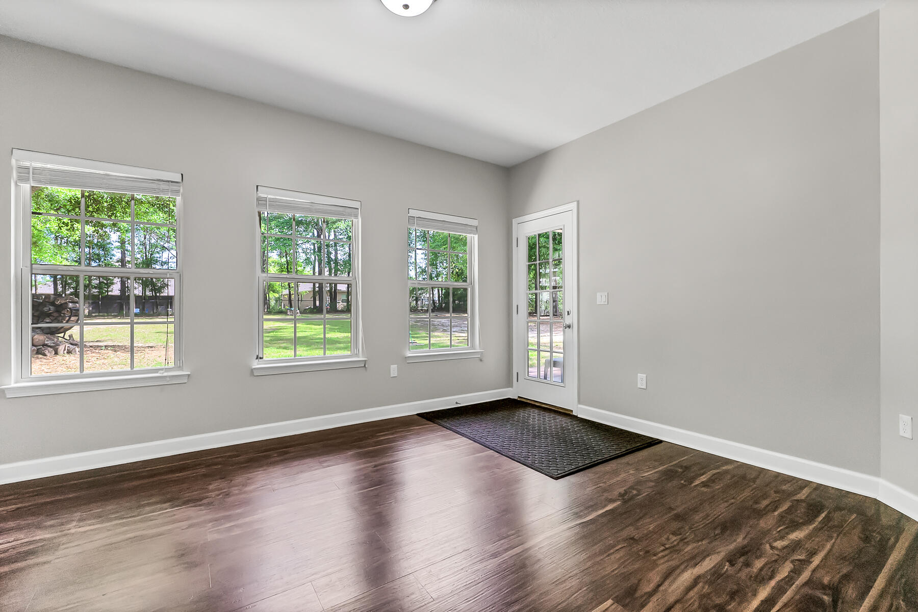 CAMELLIA COVE - Residential