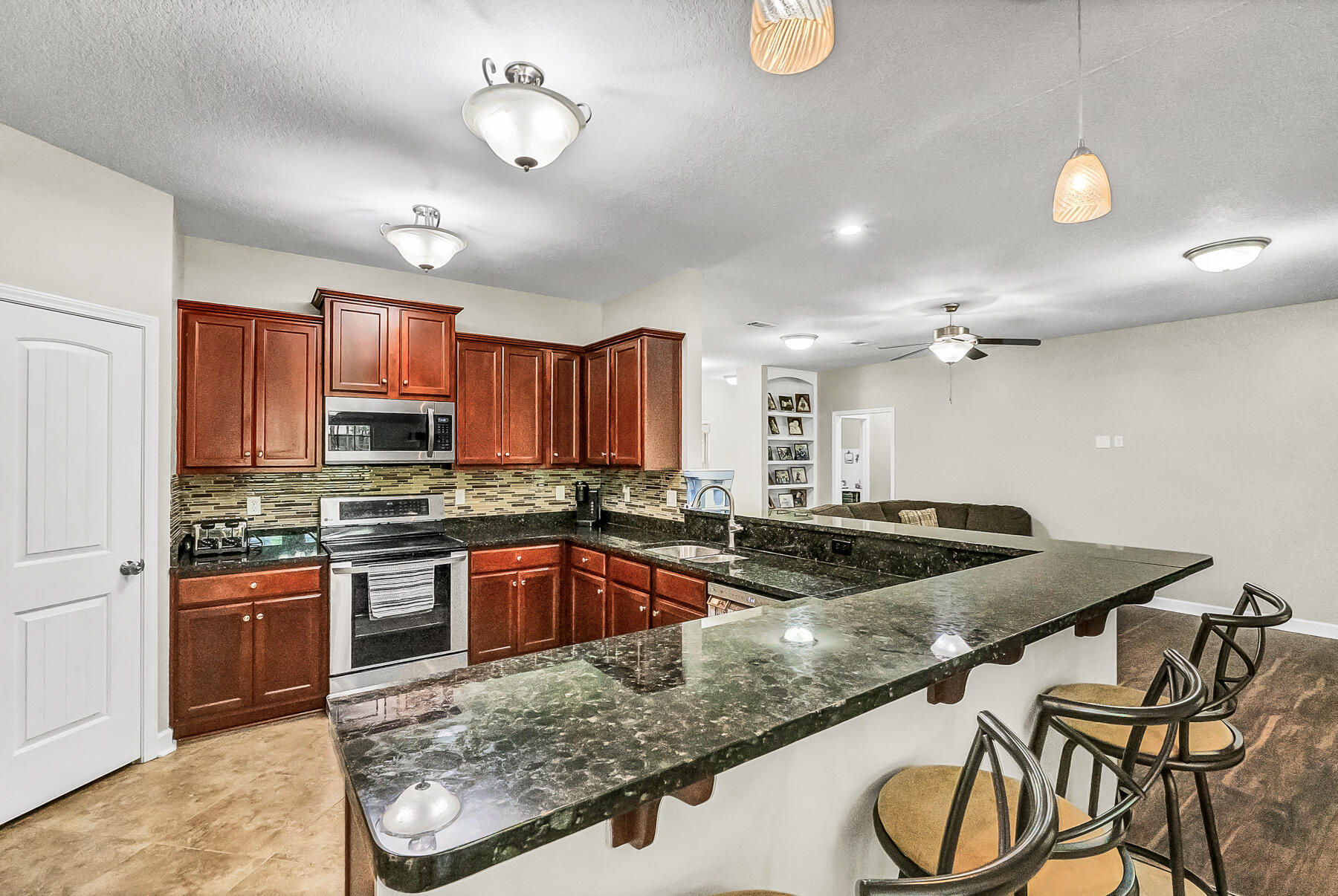 CAMELLIA COVE - Residential