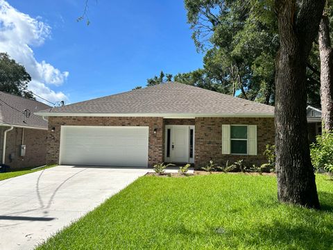 A home in Niceville