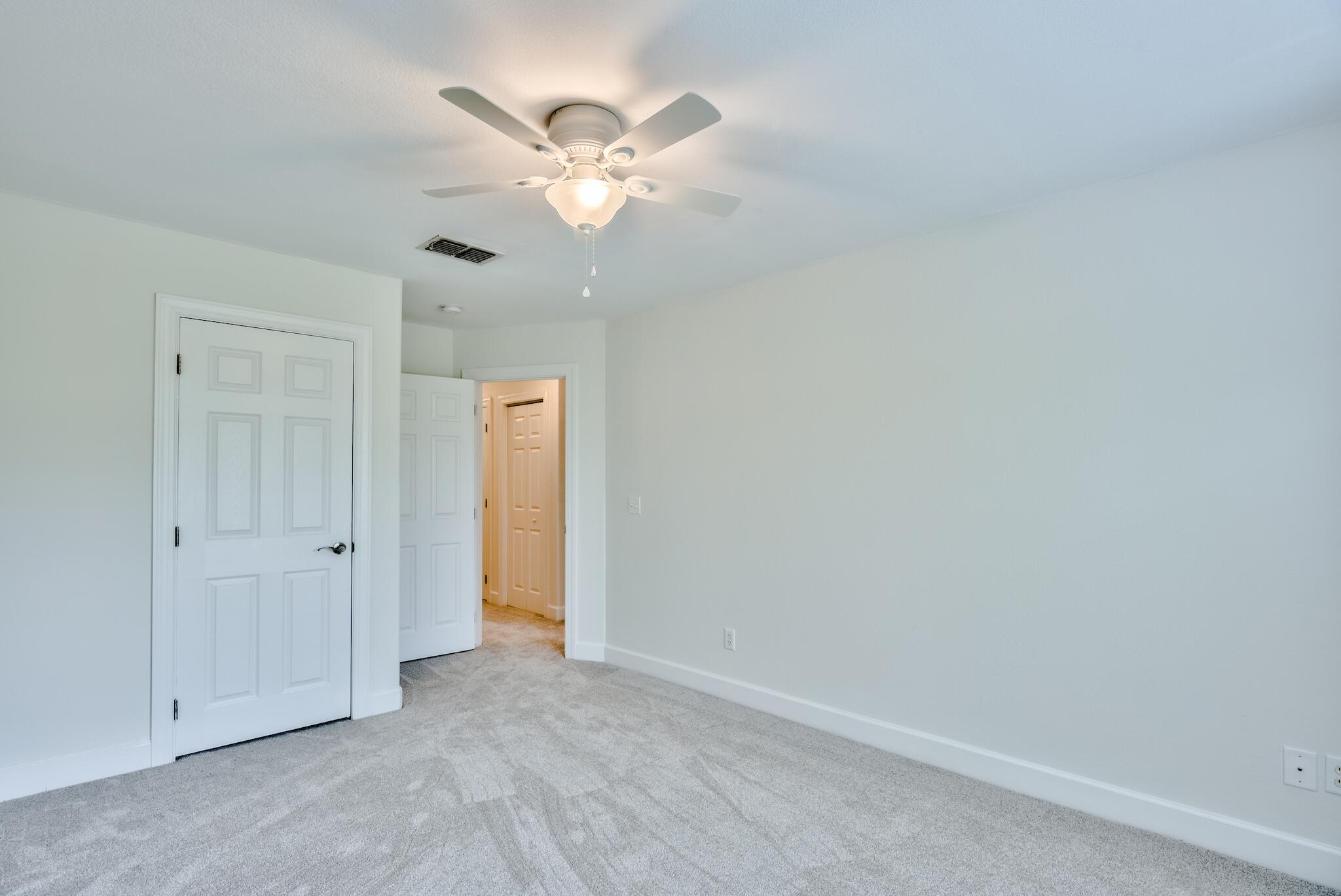 EAGLE BAY - Residential