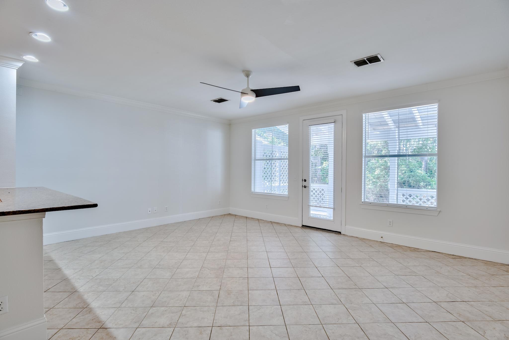 EAGLE BAY - Residential