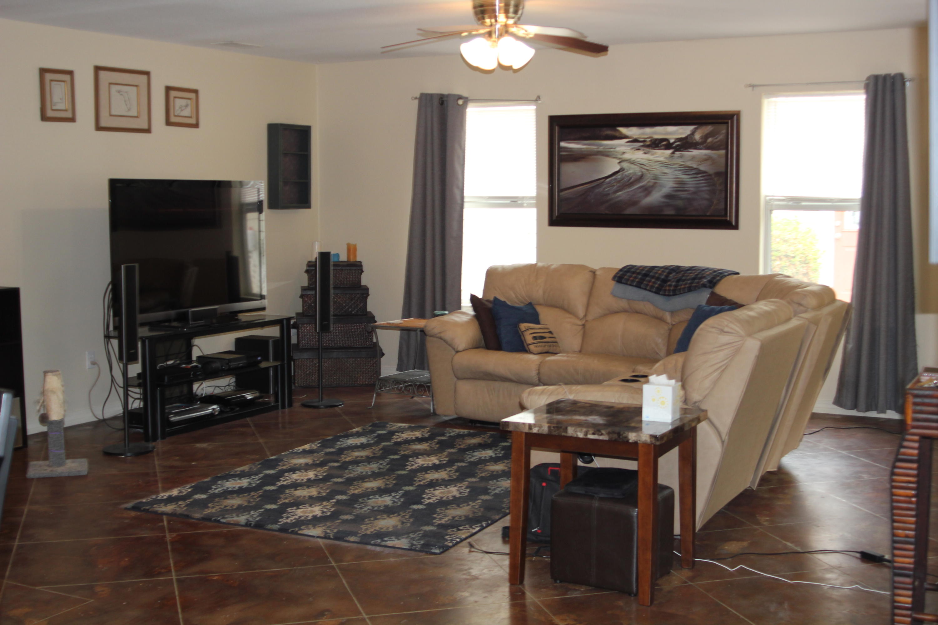 TOWN OF SANTA ROSA - Residential