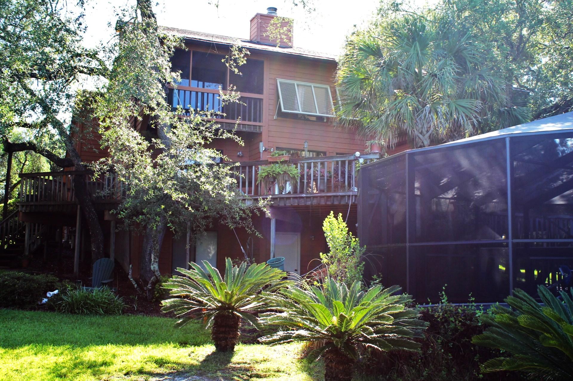 CARIBBEAN EAST - Residential