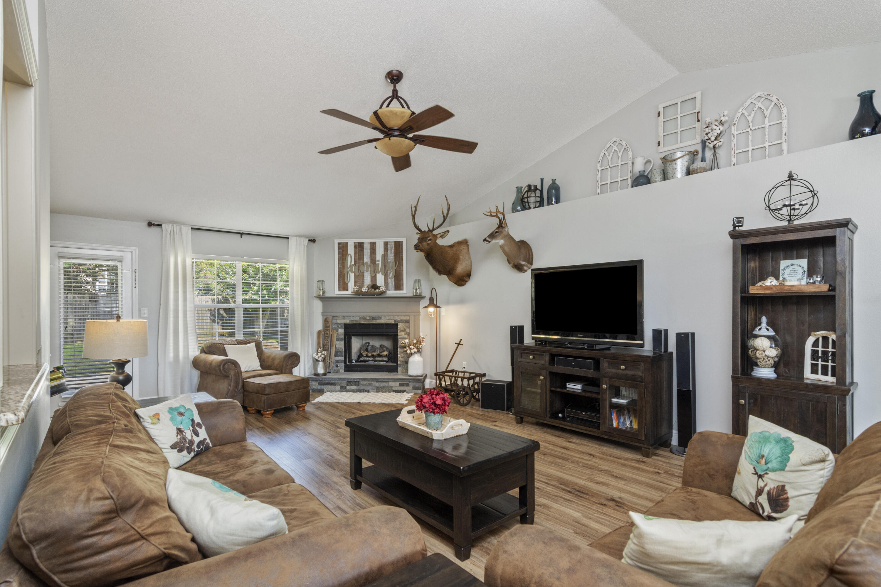 SILVER OAKS PH 2 - Residential