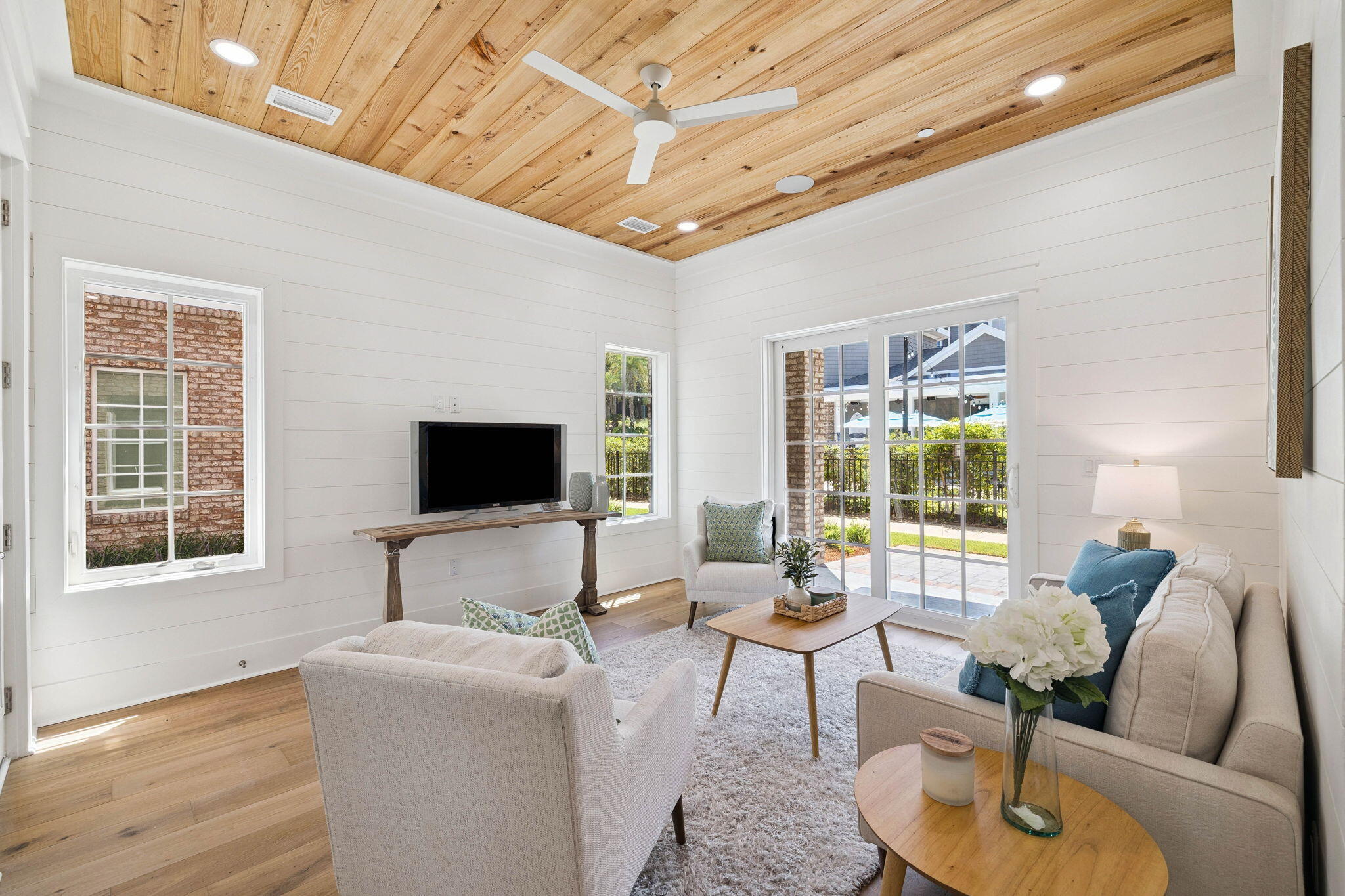 Henderson Cottages - Residential