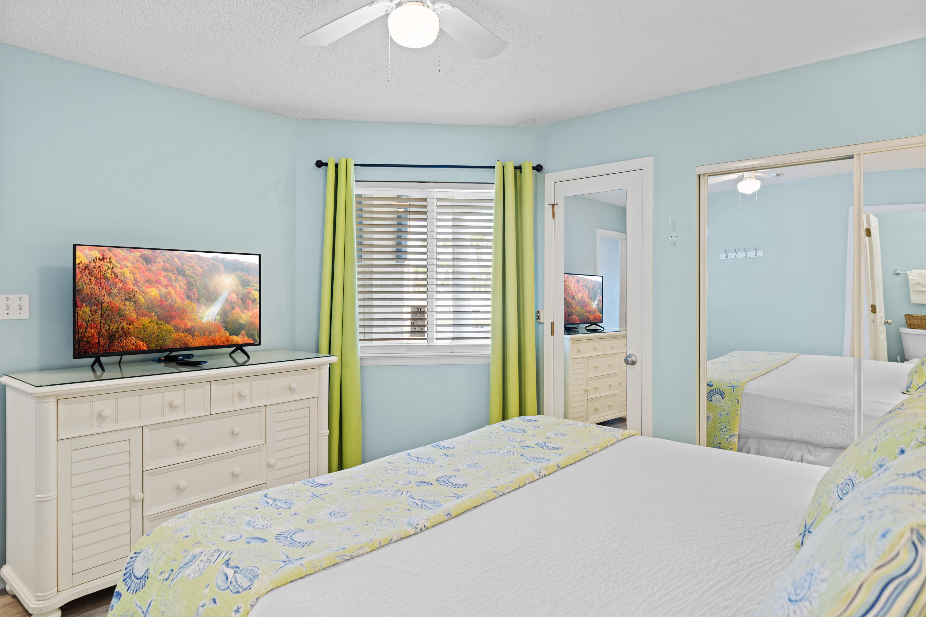 ISLAND SANDS CONDO - Residential