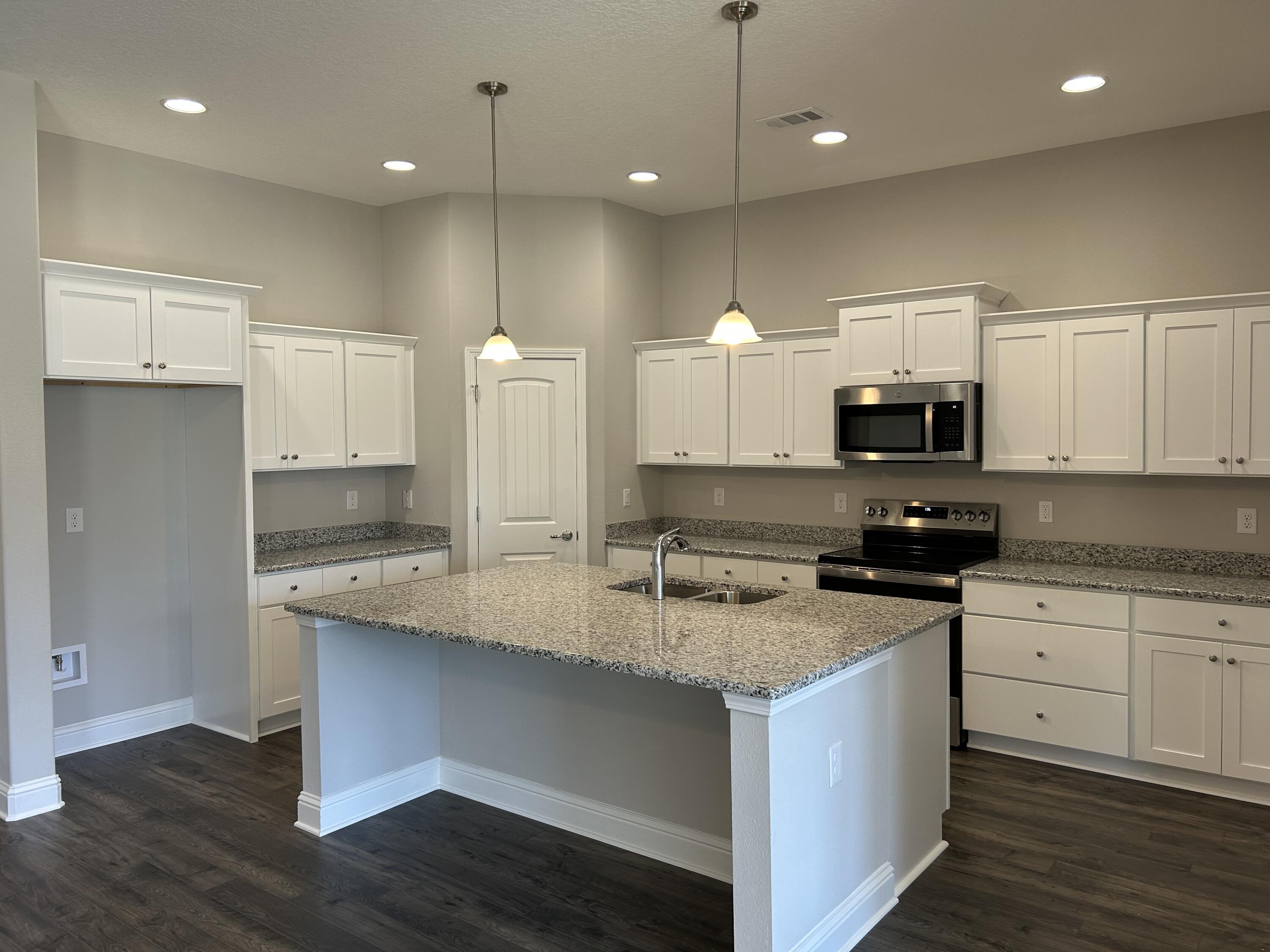CREETS LANDING - Residential