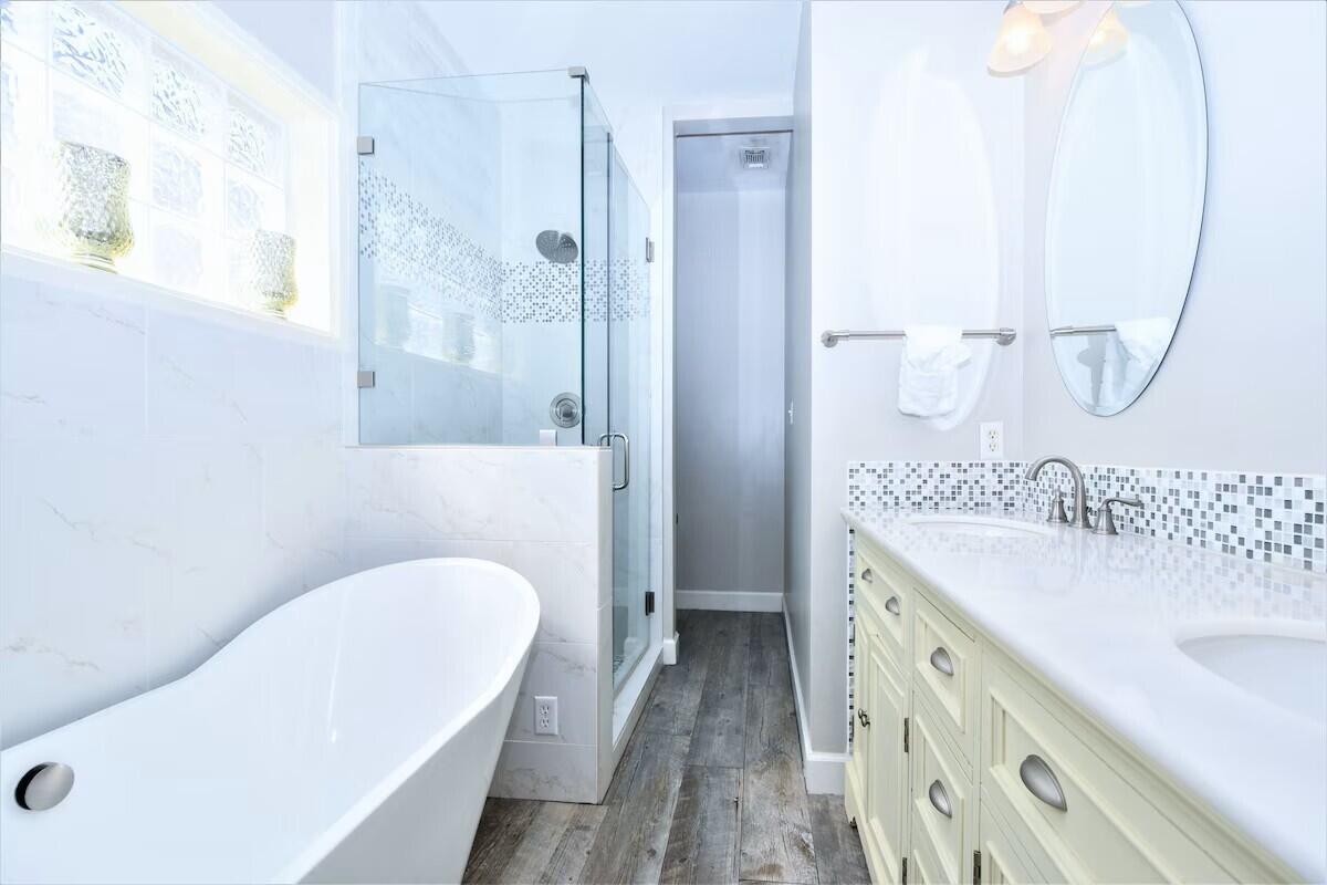 DESTINY BY THE SEA S/D - Residential