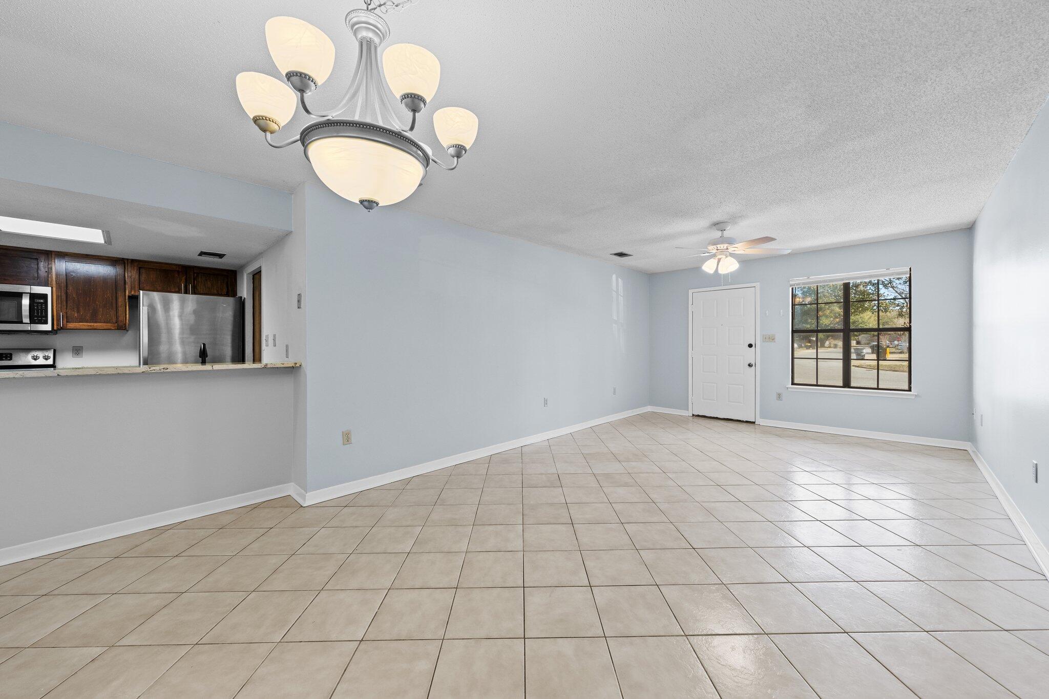 VIKING MANOR PH 1 - Residential Lease