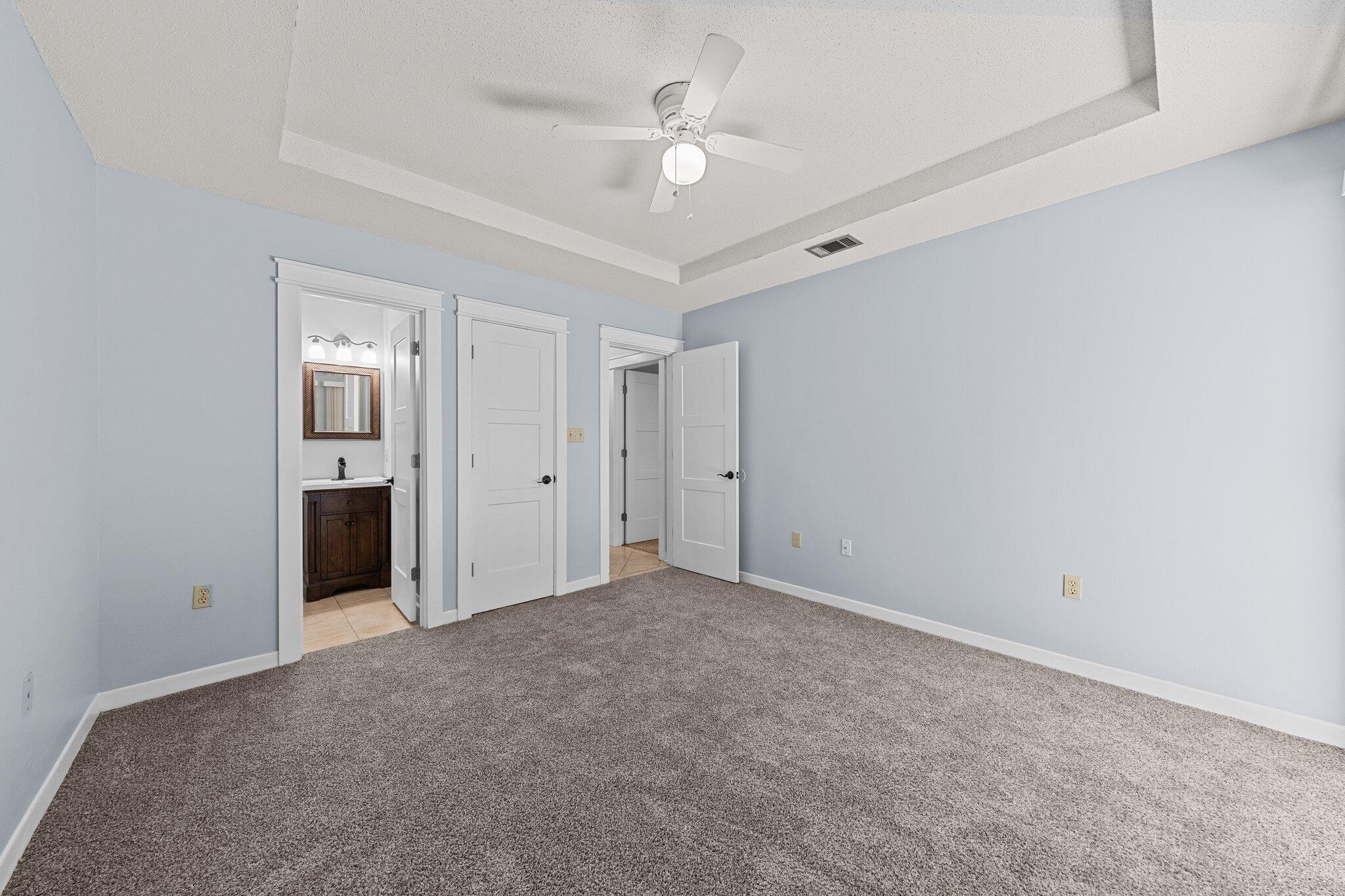 VIKING MANOR PH 1 - Residential Lease