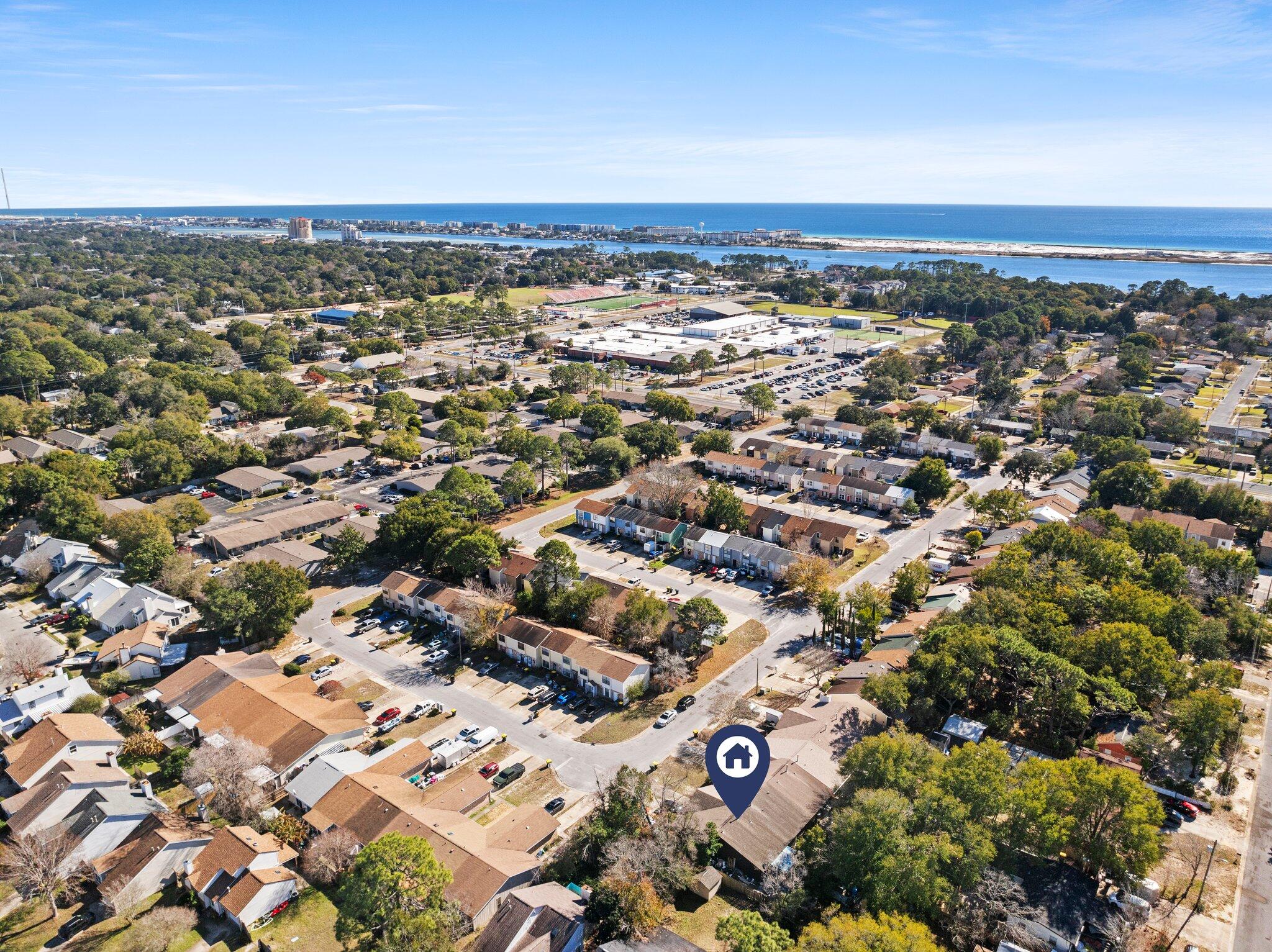 VIKING MANOR PH 1 - Residential Lease