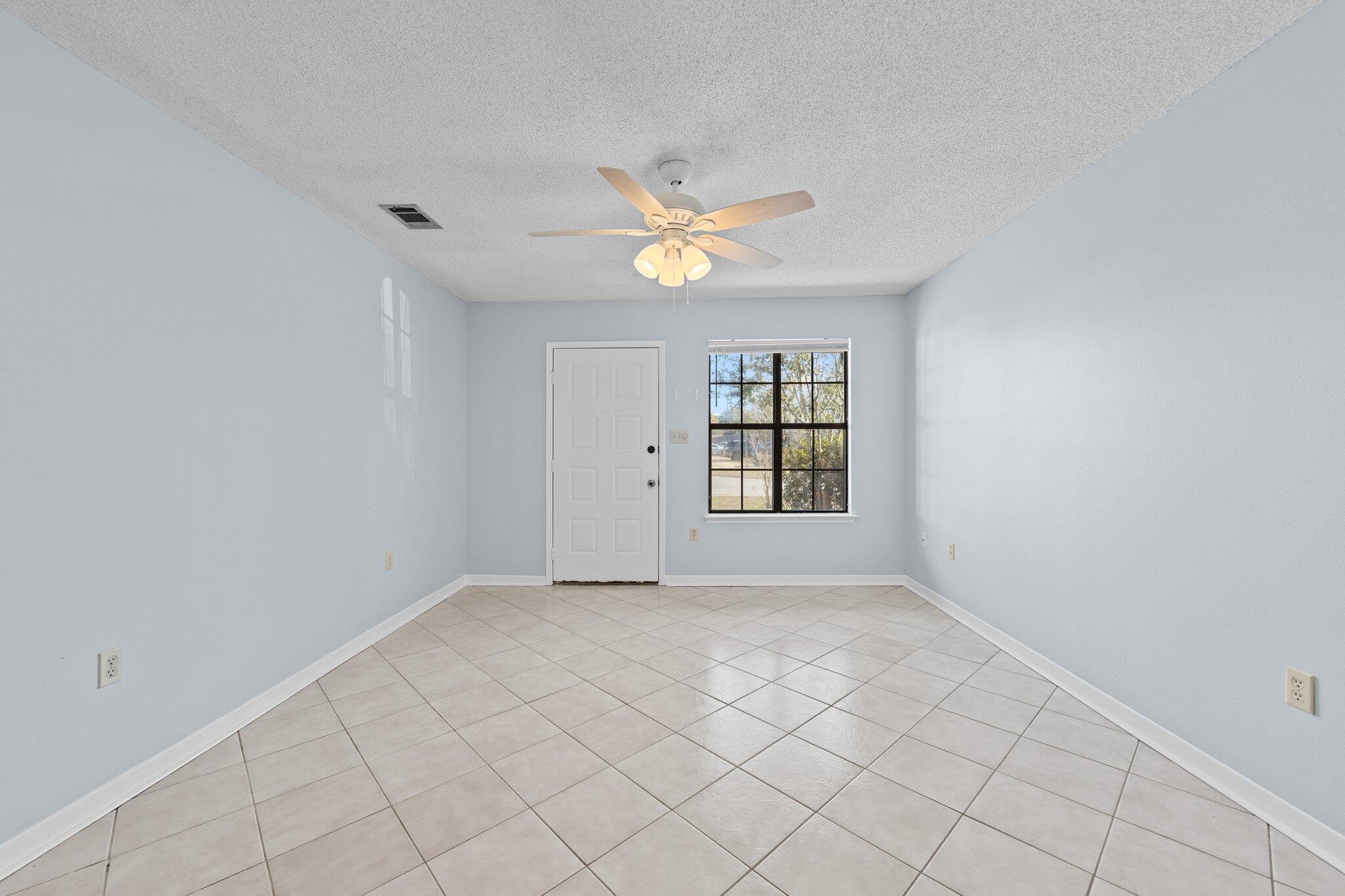 VIKING MANOR PH 1 - Residential Lease