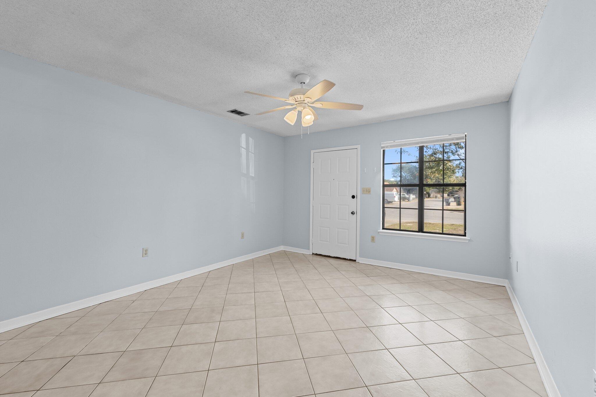 VIKING MANOR PH 1 - Residential Lease