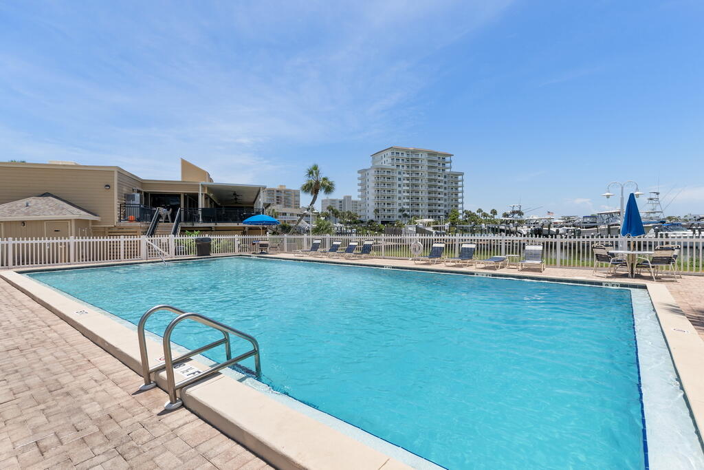 SANDPIPER COVE PH 25 - Residential