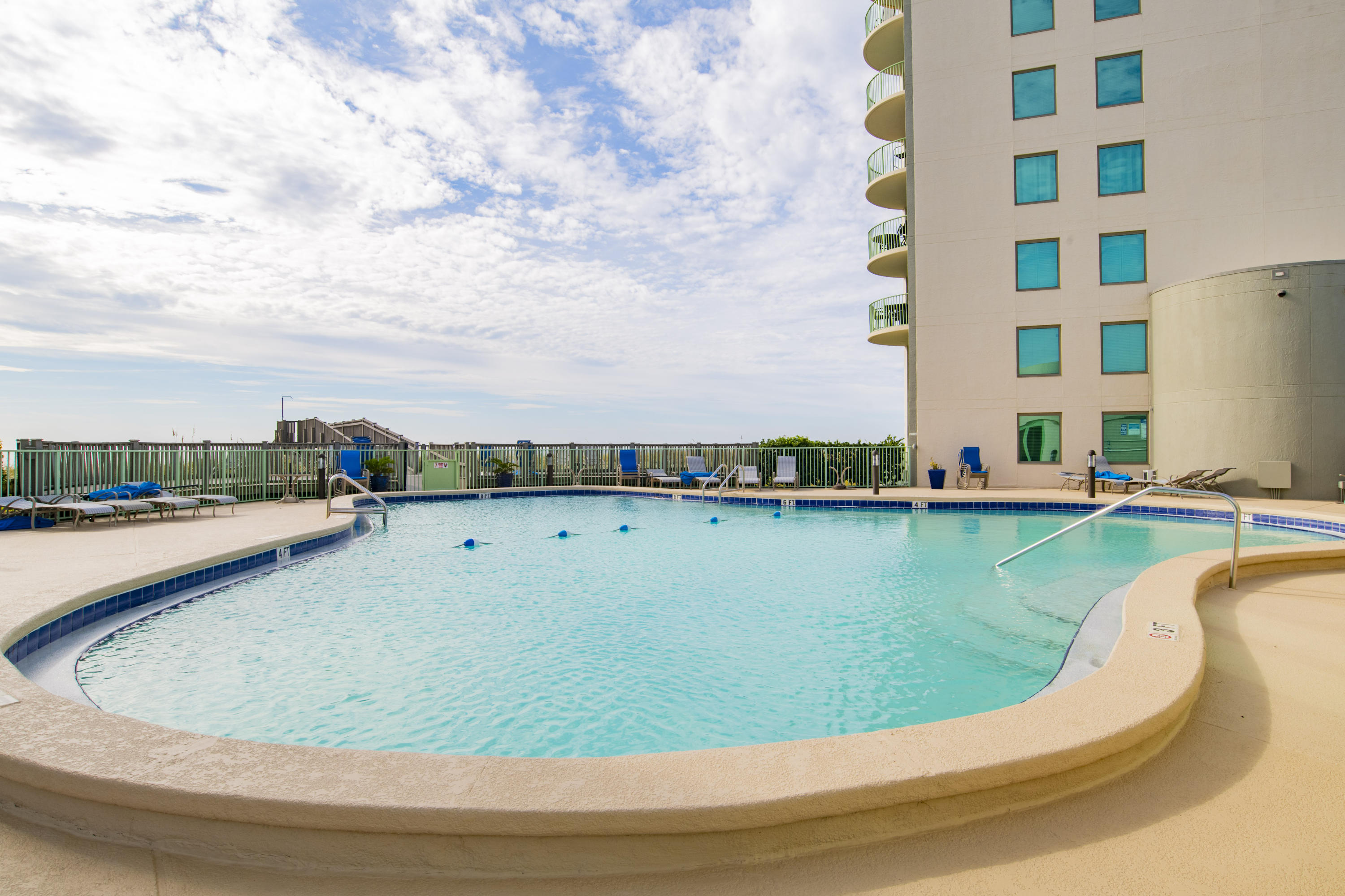 Perdido Towers - Residential