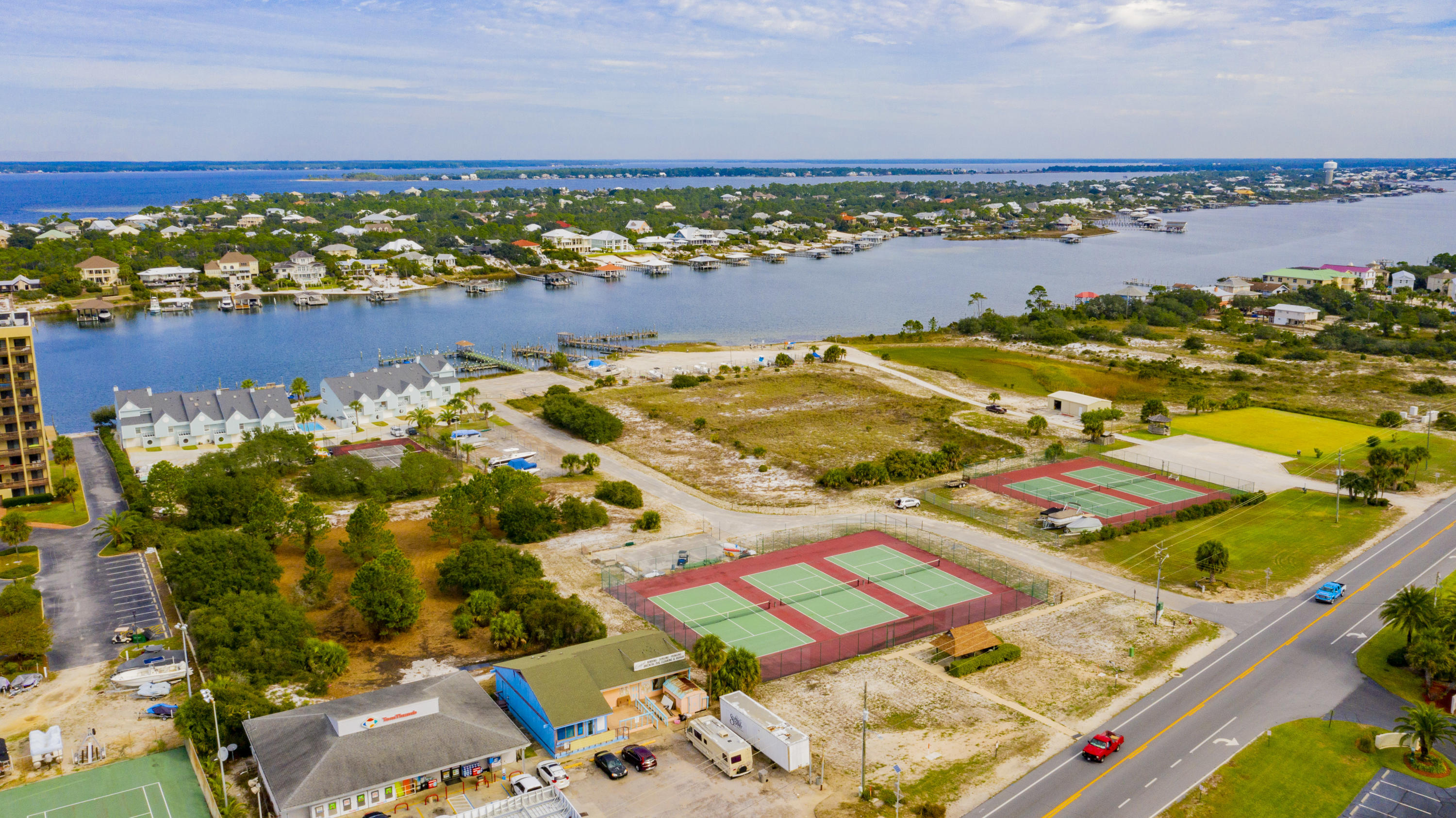 Perdido Towers - Residential