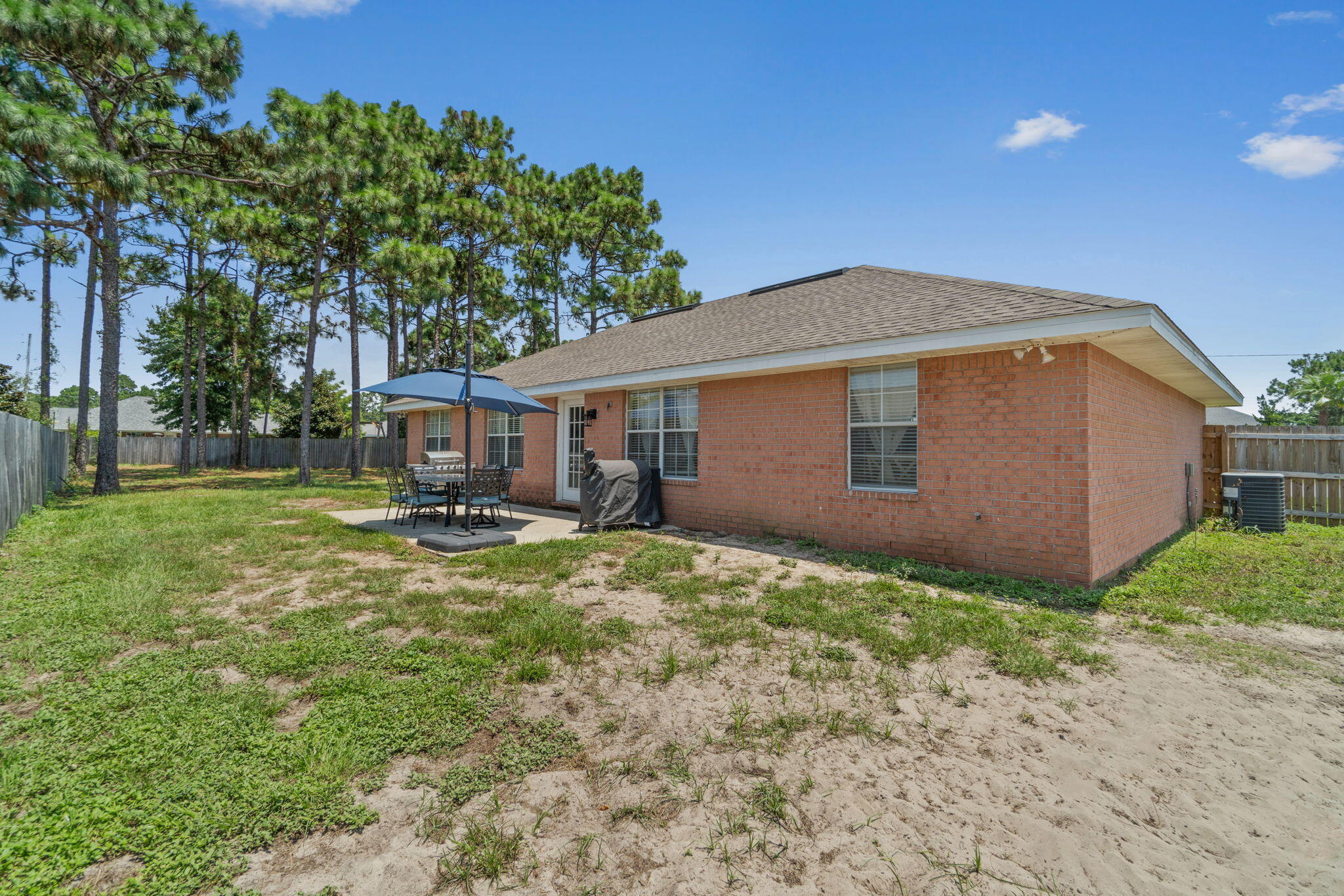 HAMPTON RIDGE ESTATES - Residential
